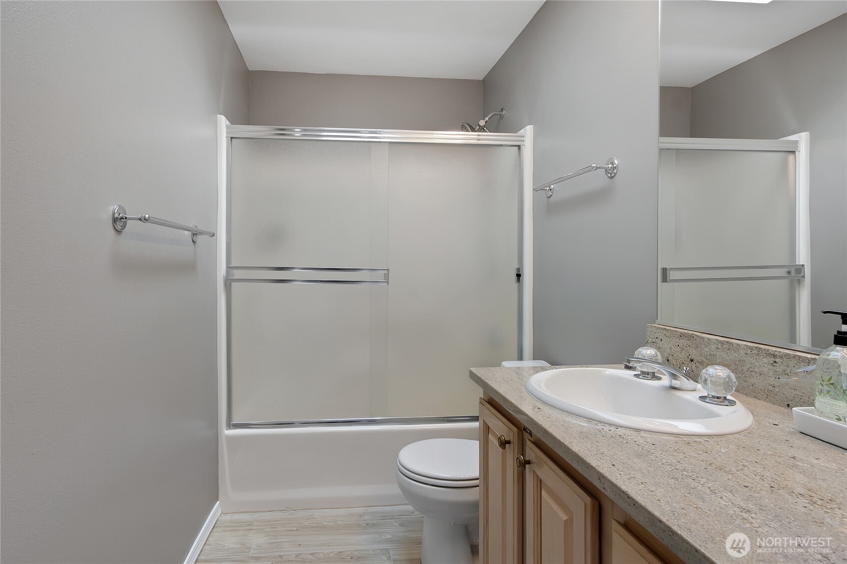 4 Lakewood Oaks Drive Property Photo 21