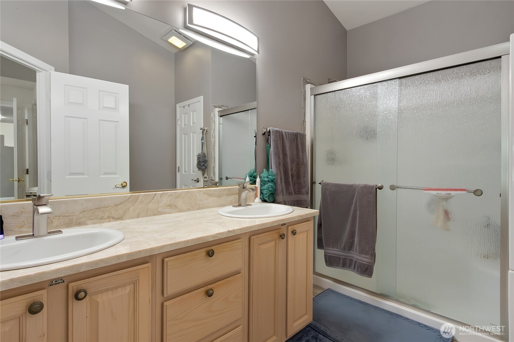 4 Lakewood Oaks Drive Property Photo 24