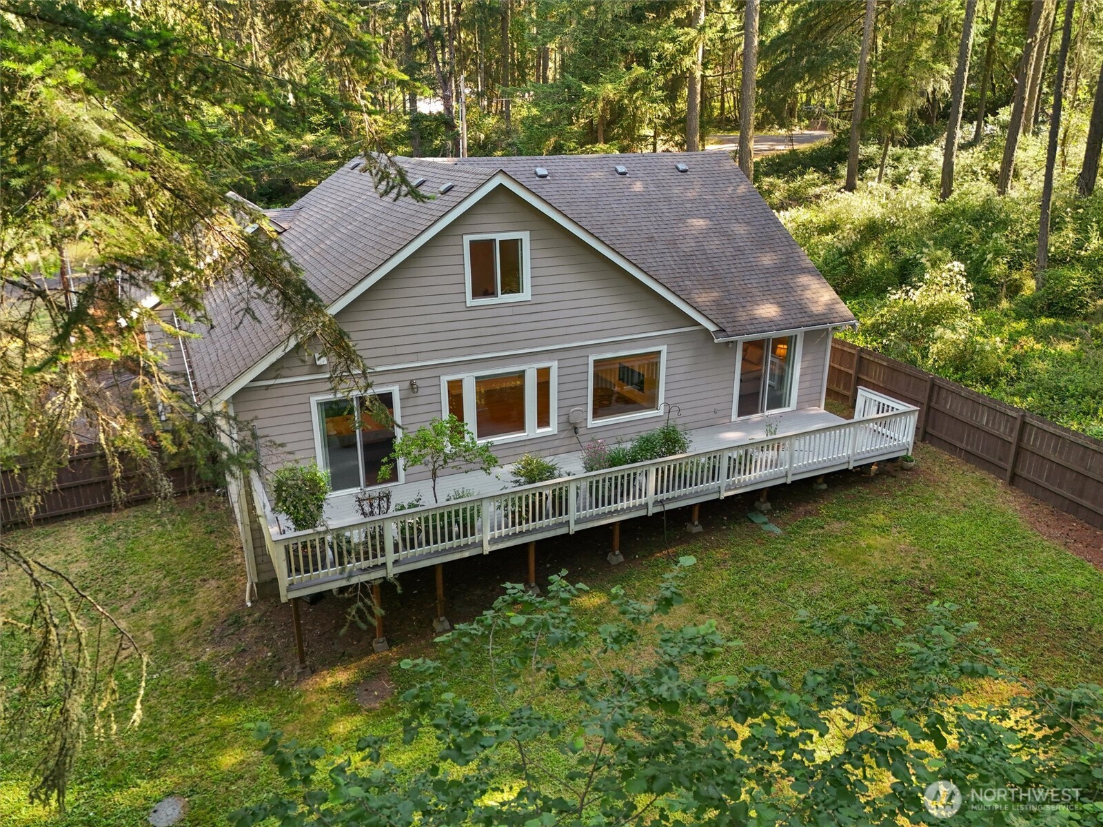 12012 Sound Drive Property Photo 4