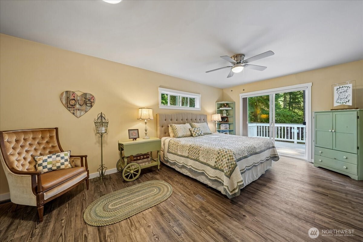 12012 Sound Drive Property Photo 28