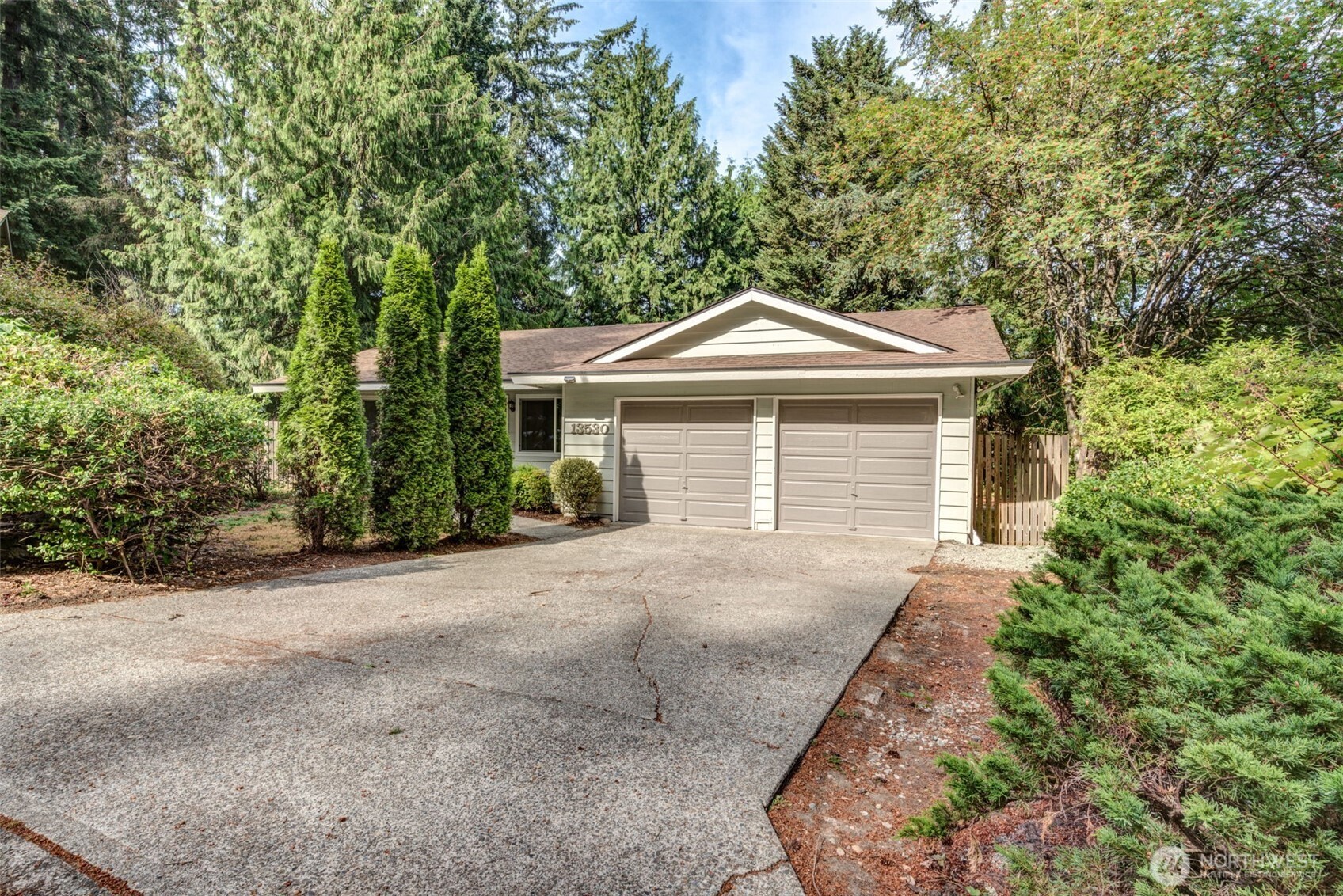 13530 NE 78th Street Property Photo 1