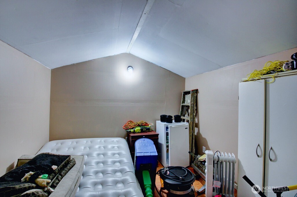 290 Schinn Canyon Drive Property Photo 5