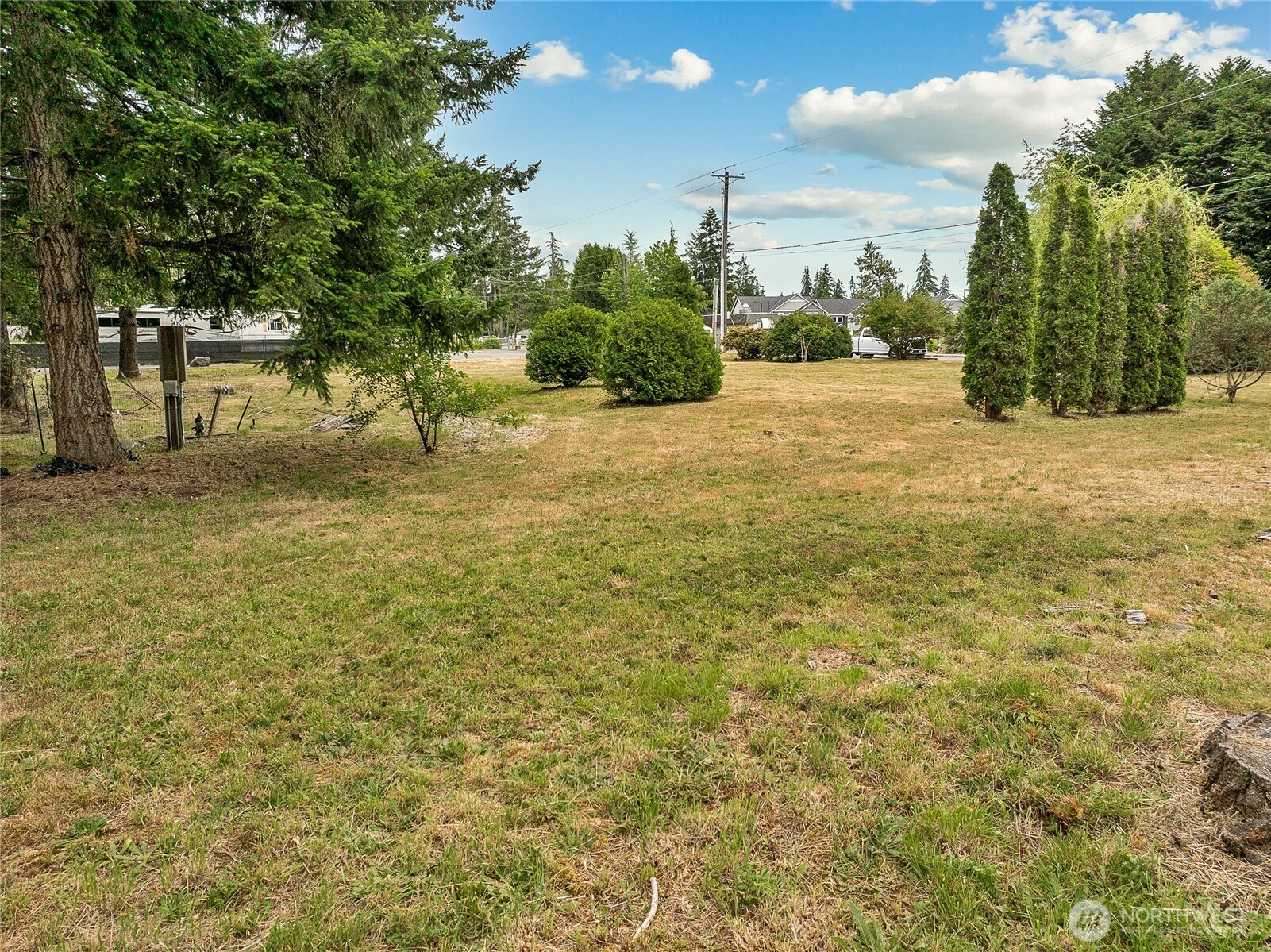 4705 208th Street Property Photo 4
