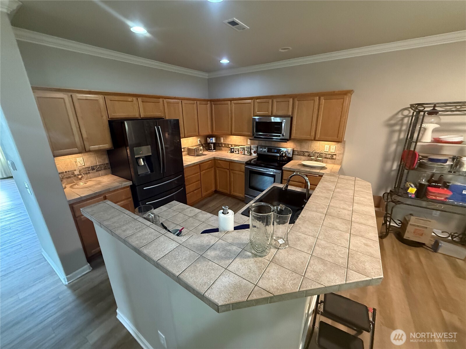 5146 Evan Court Property Photo 8
