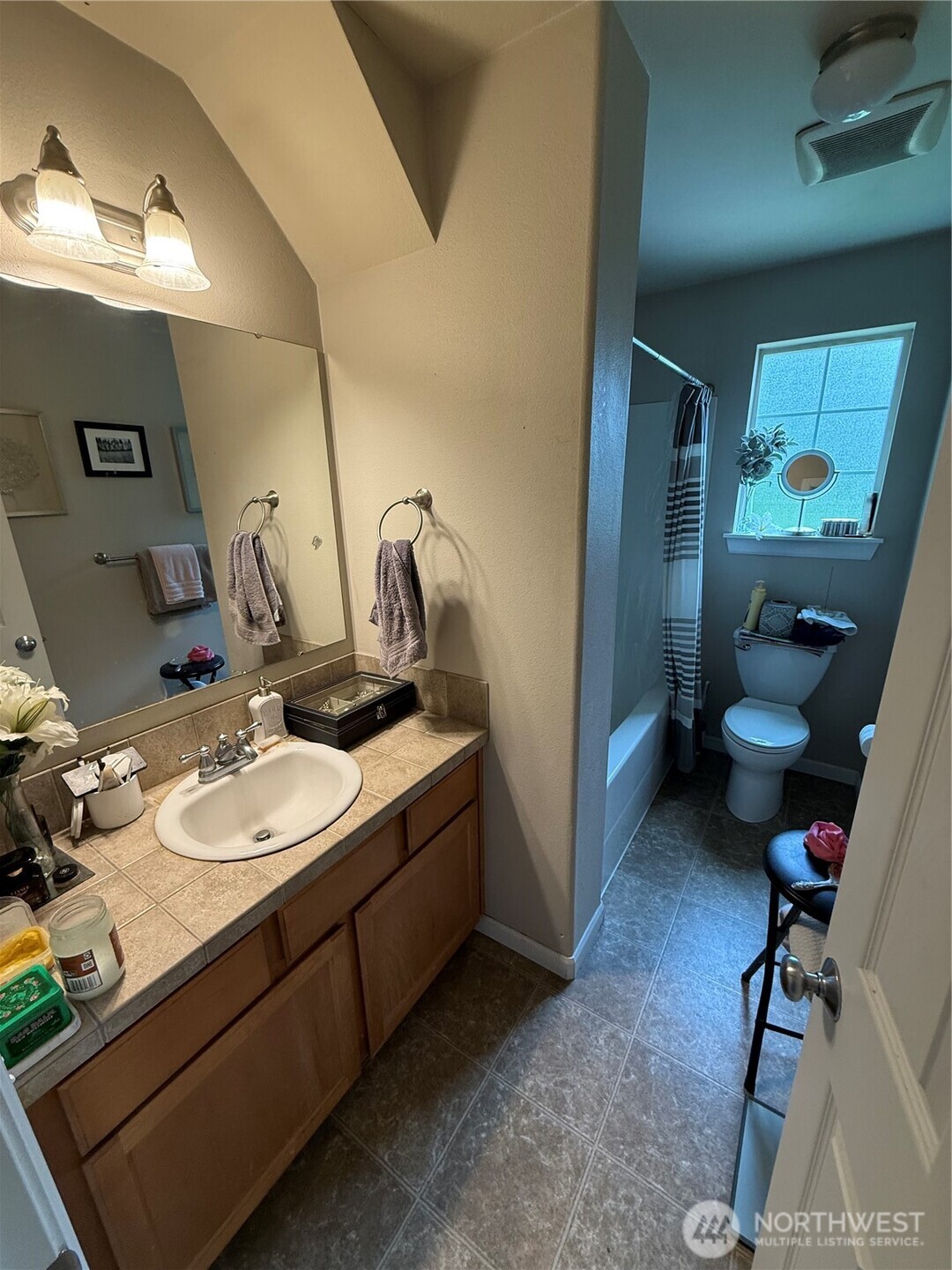 5146 Evan Court Property Photo 13