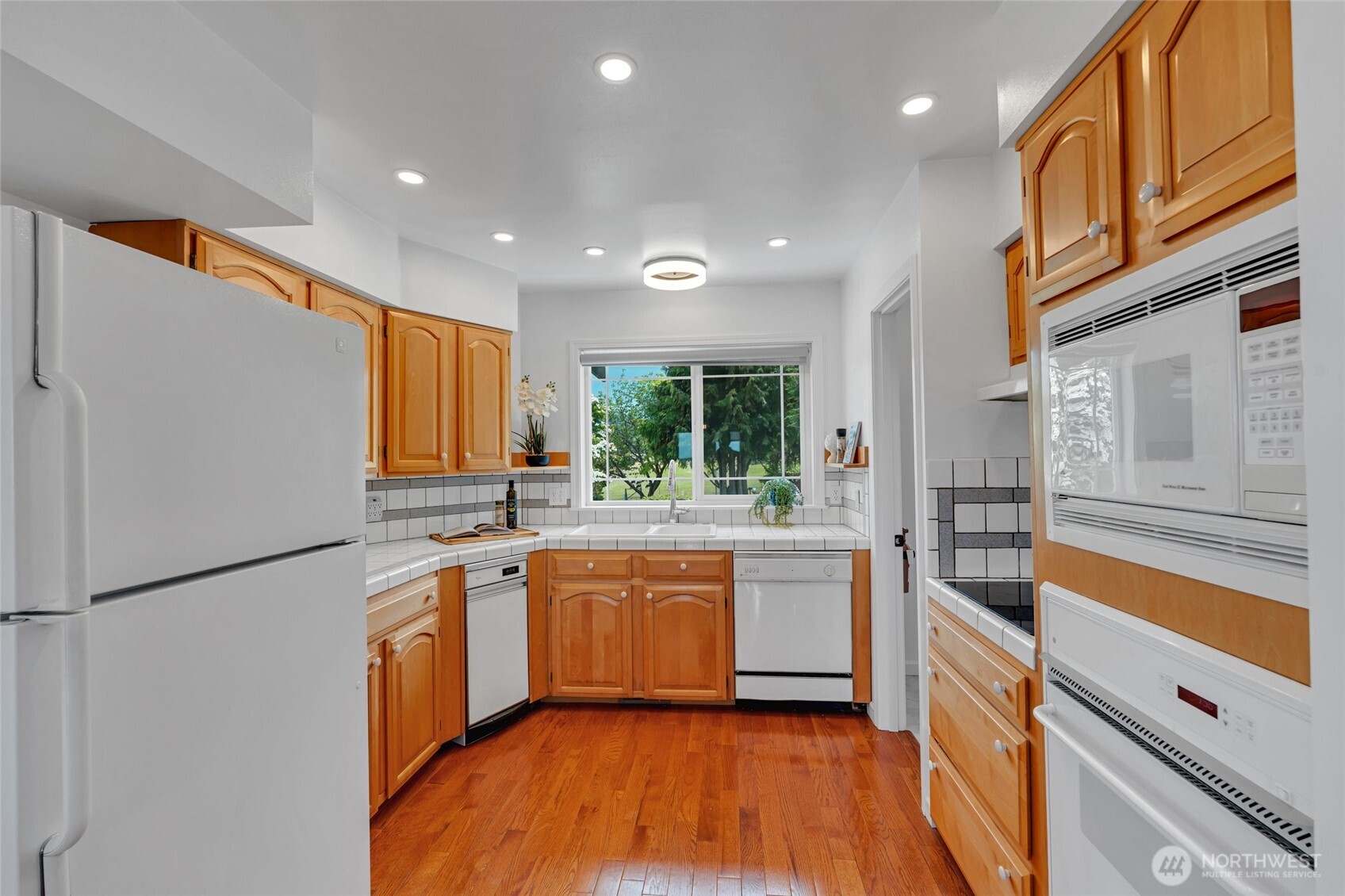 11 Les Saints Road Property Photo 17
