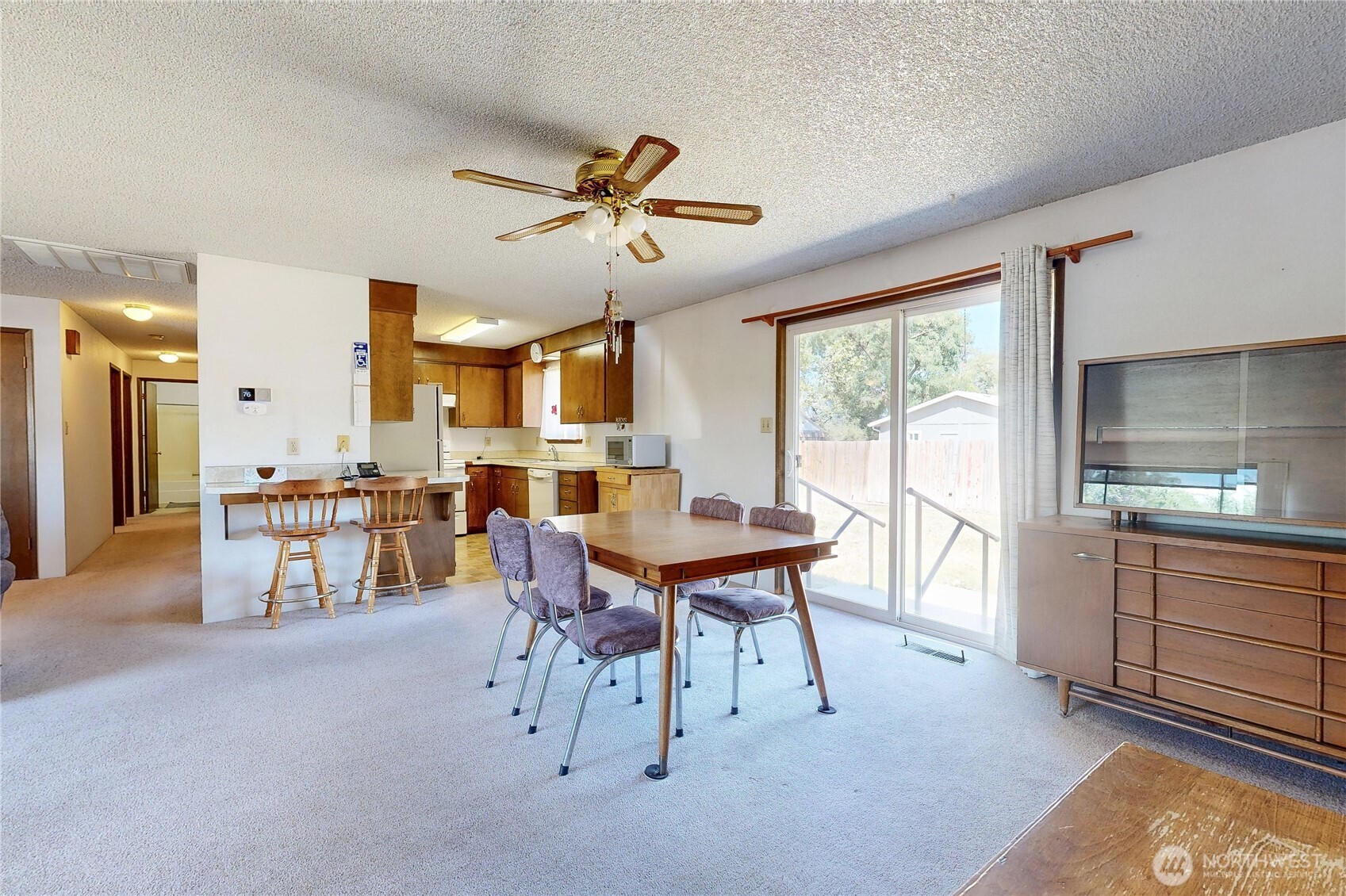 516 Rose Street Property Photo 5