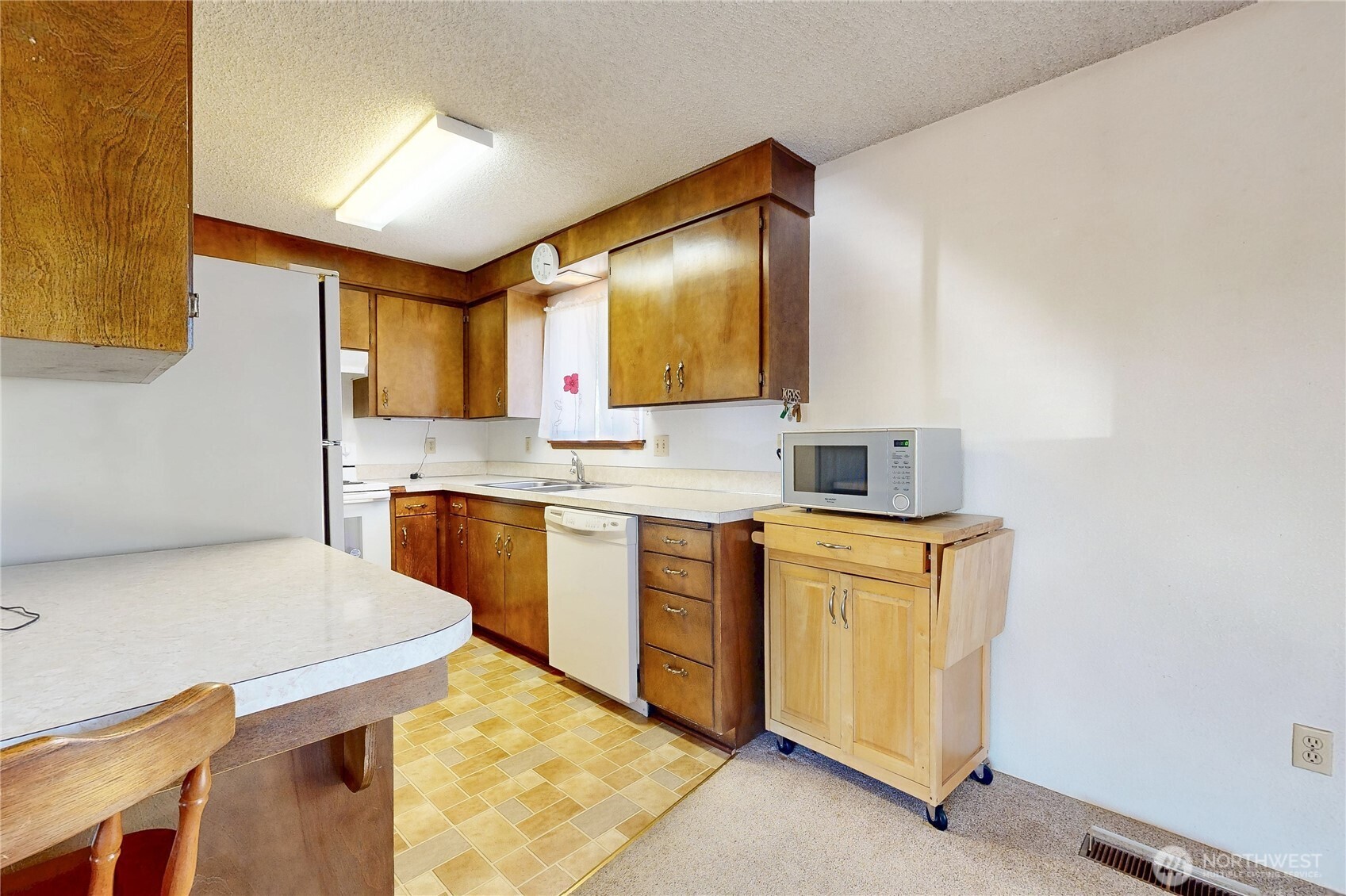 516 Rose Street Property Photo 9