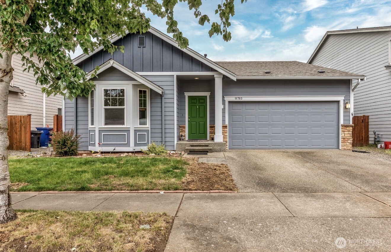 11703 55th Avenue Property Photo 1