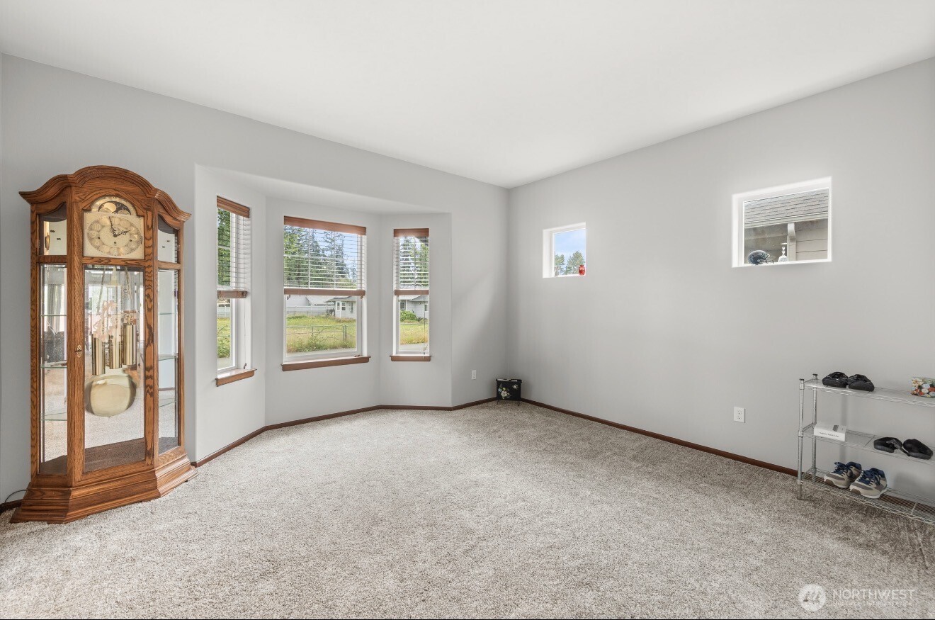 11703 55th Avenue Property Photo 8