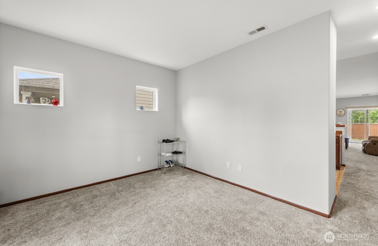 11703 55th Avenue Property Photo 13