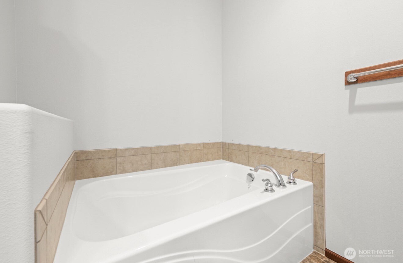 11703 55th Avenue Property Photo 30