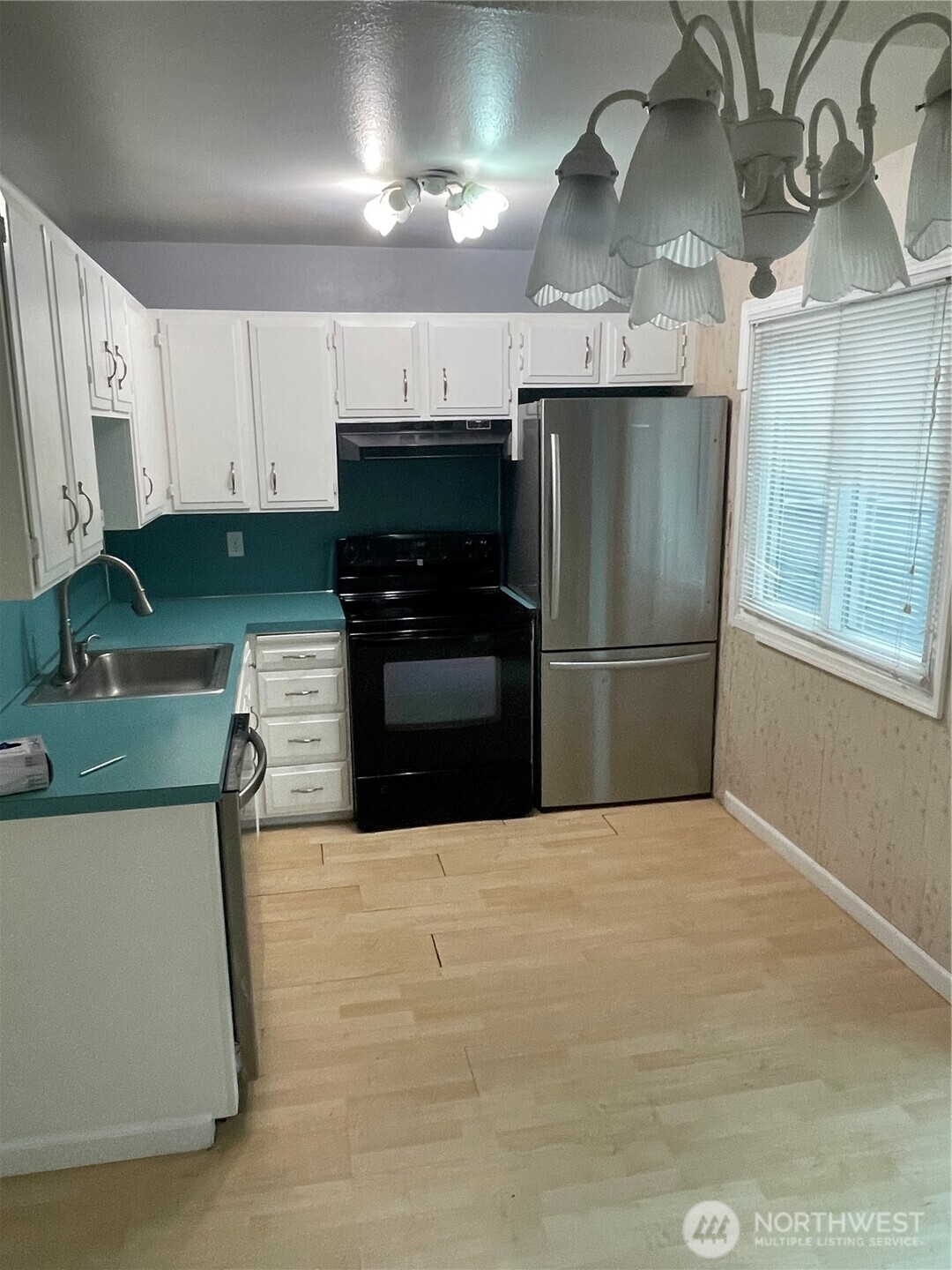 2305 S Pinebrook Lane Property Photo 11