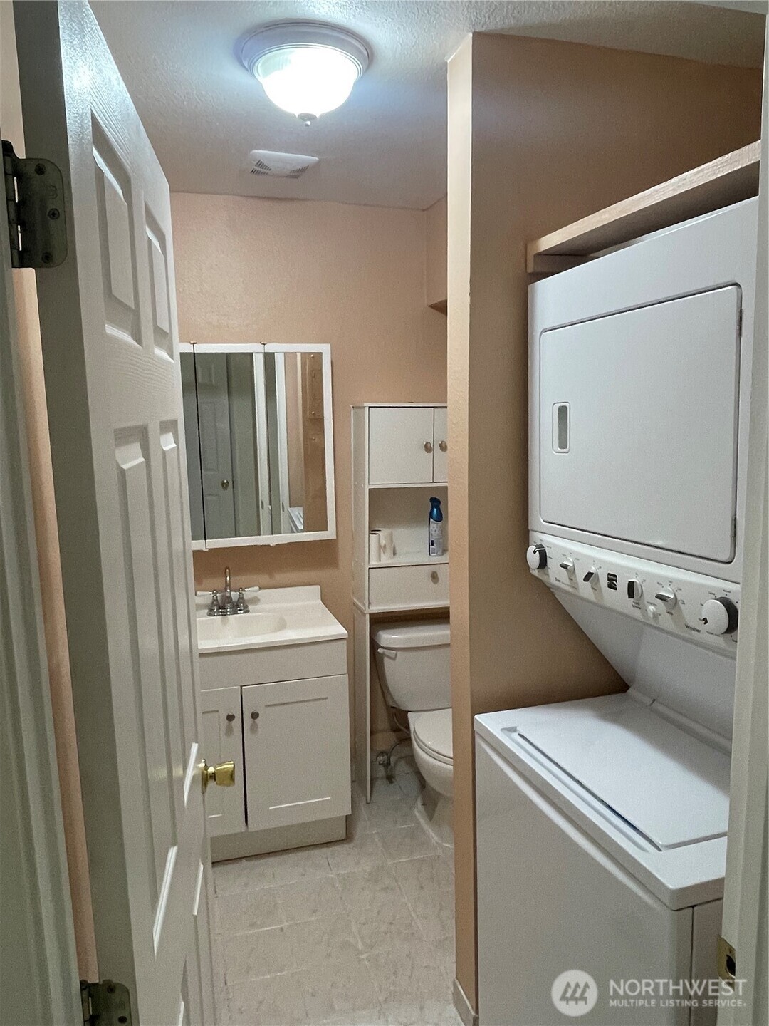 2305 S Pinebrook Lane Property Photo 13