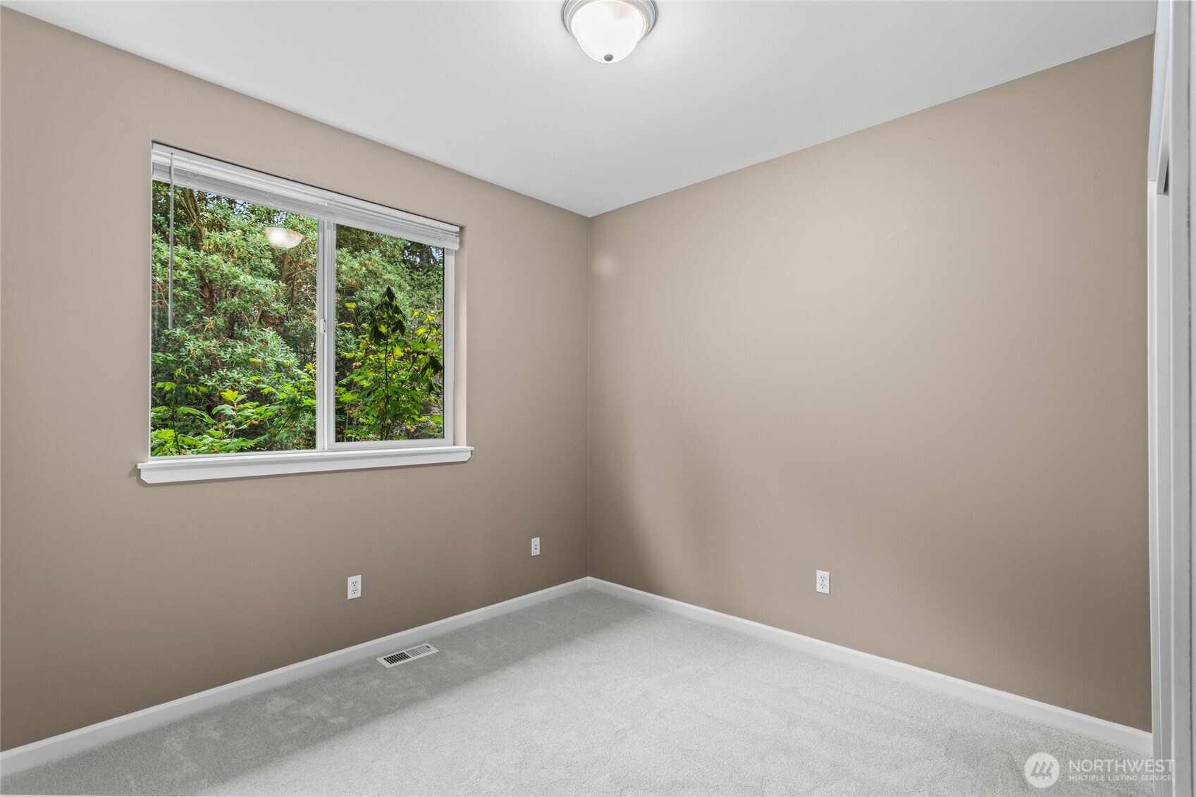 1447 Cherry Avenue Property Photo 17