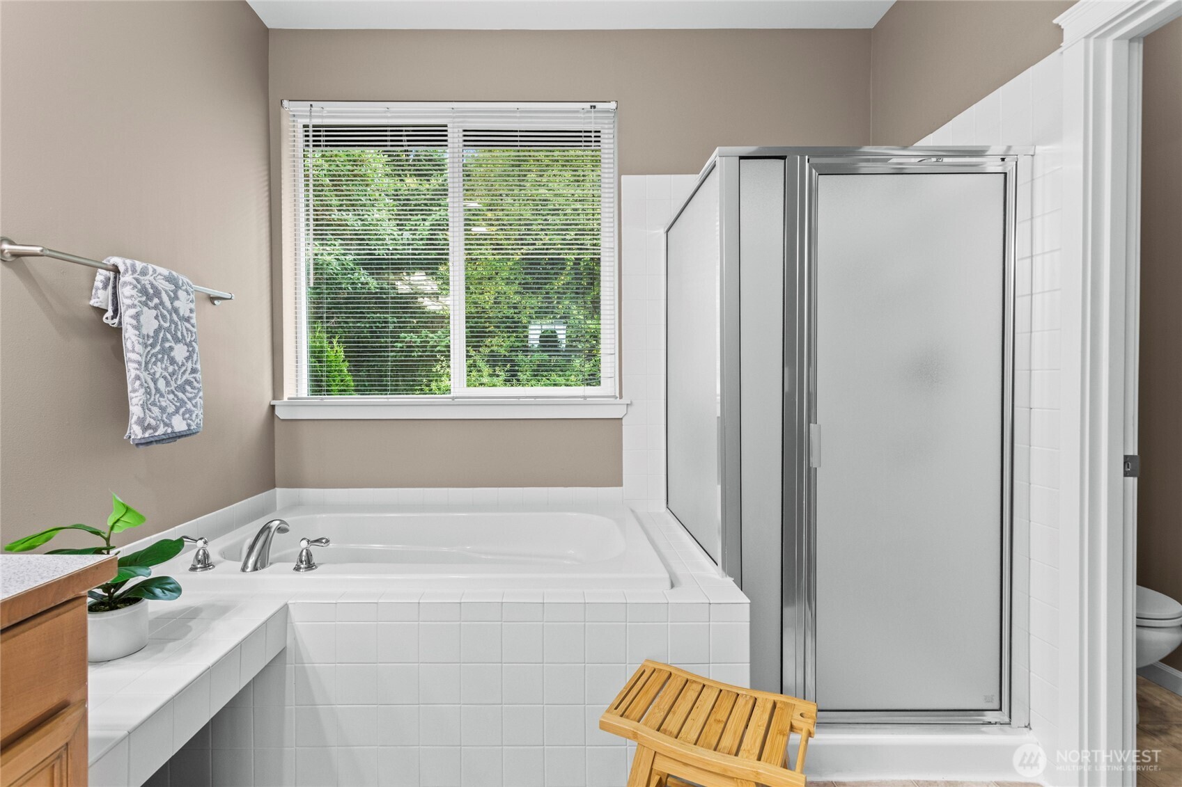 1447 Cherry Avenue Property Photo 25