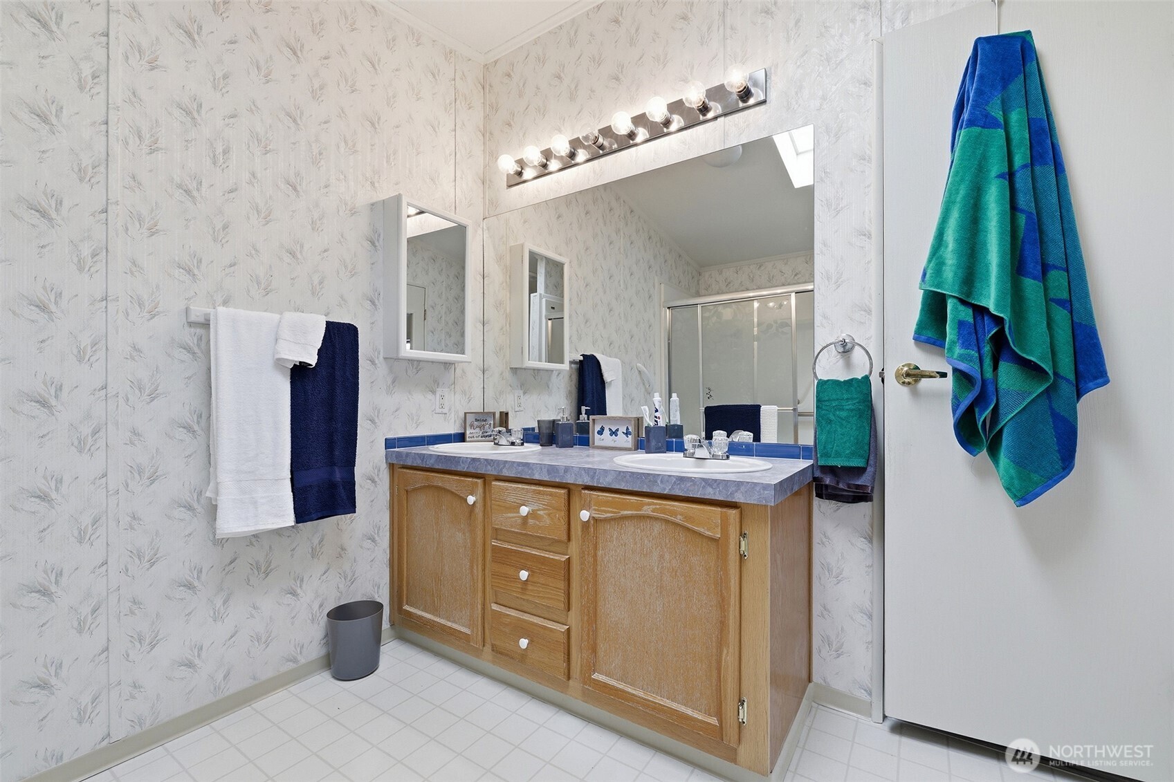 2611 S 288th Street 34 Property Photo 13