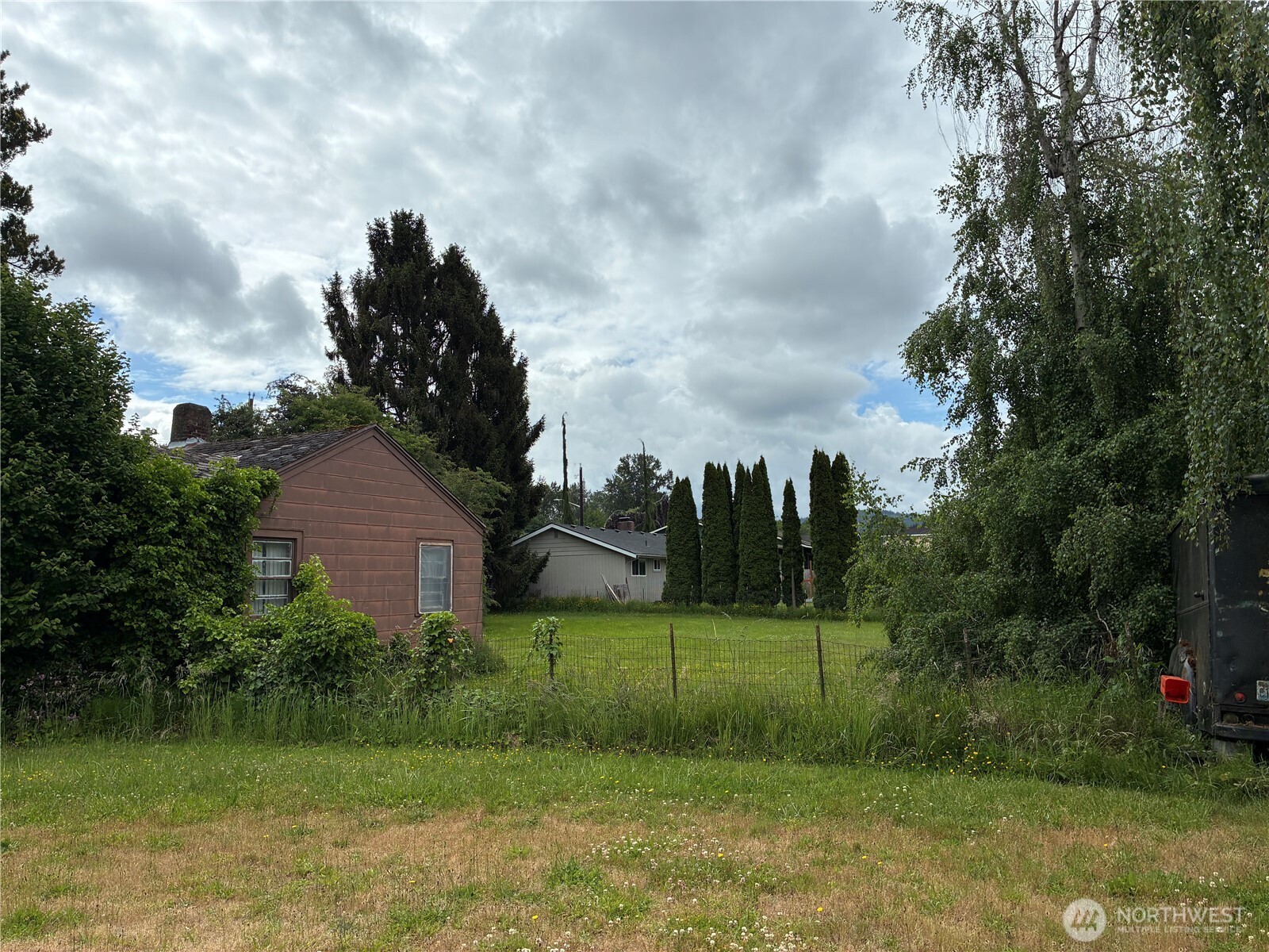 1820 E College Way Property Photo 8