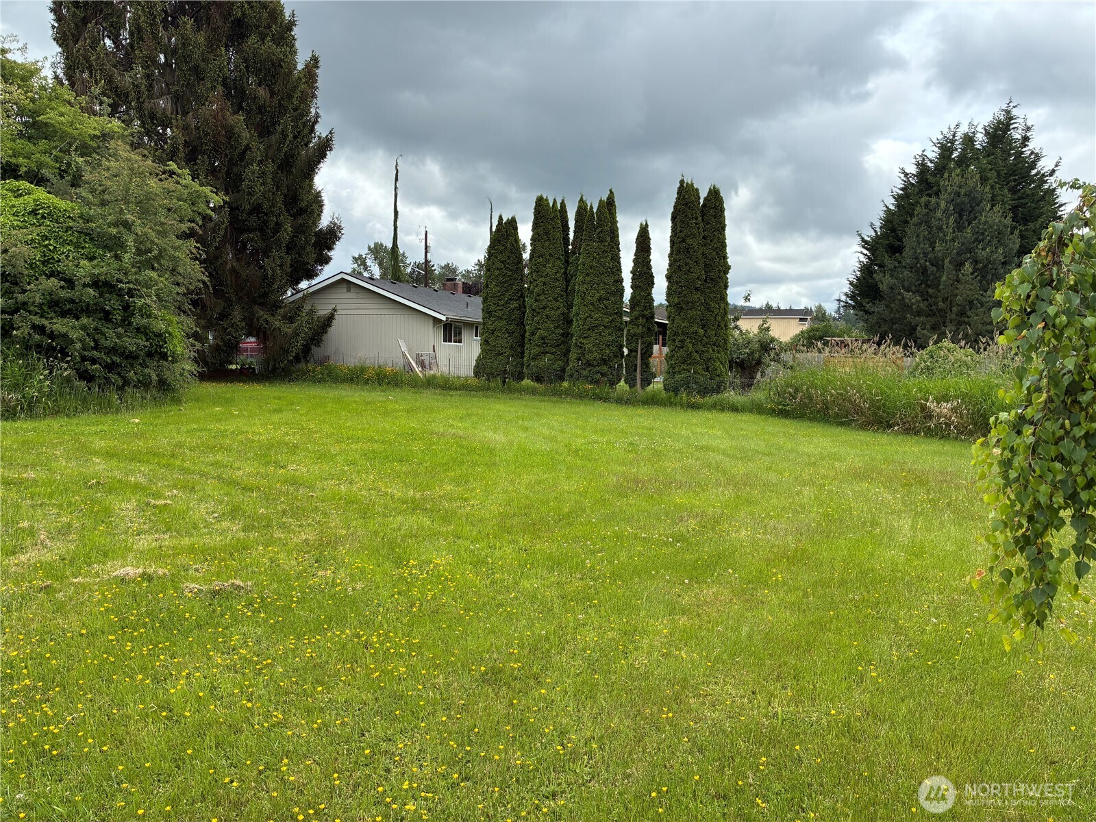 1820 E College Way Property Photo 12