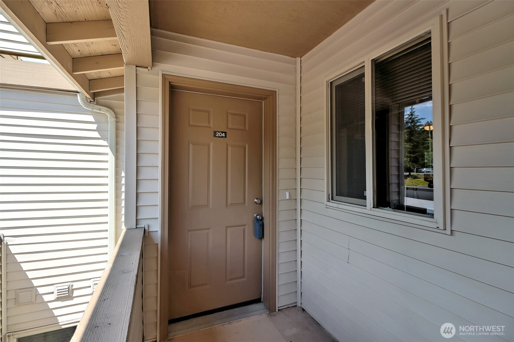 4701 Nw Walgren Drive 204 Property Photo 5
