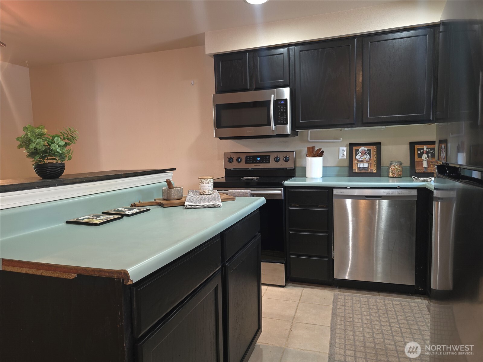 4701 Nw Walgren Drive 204 Property Photo 8