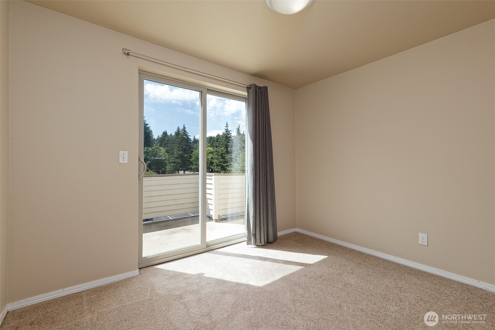 4701 Nw Walgren Drive 204 Property Photo 25