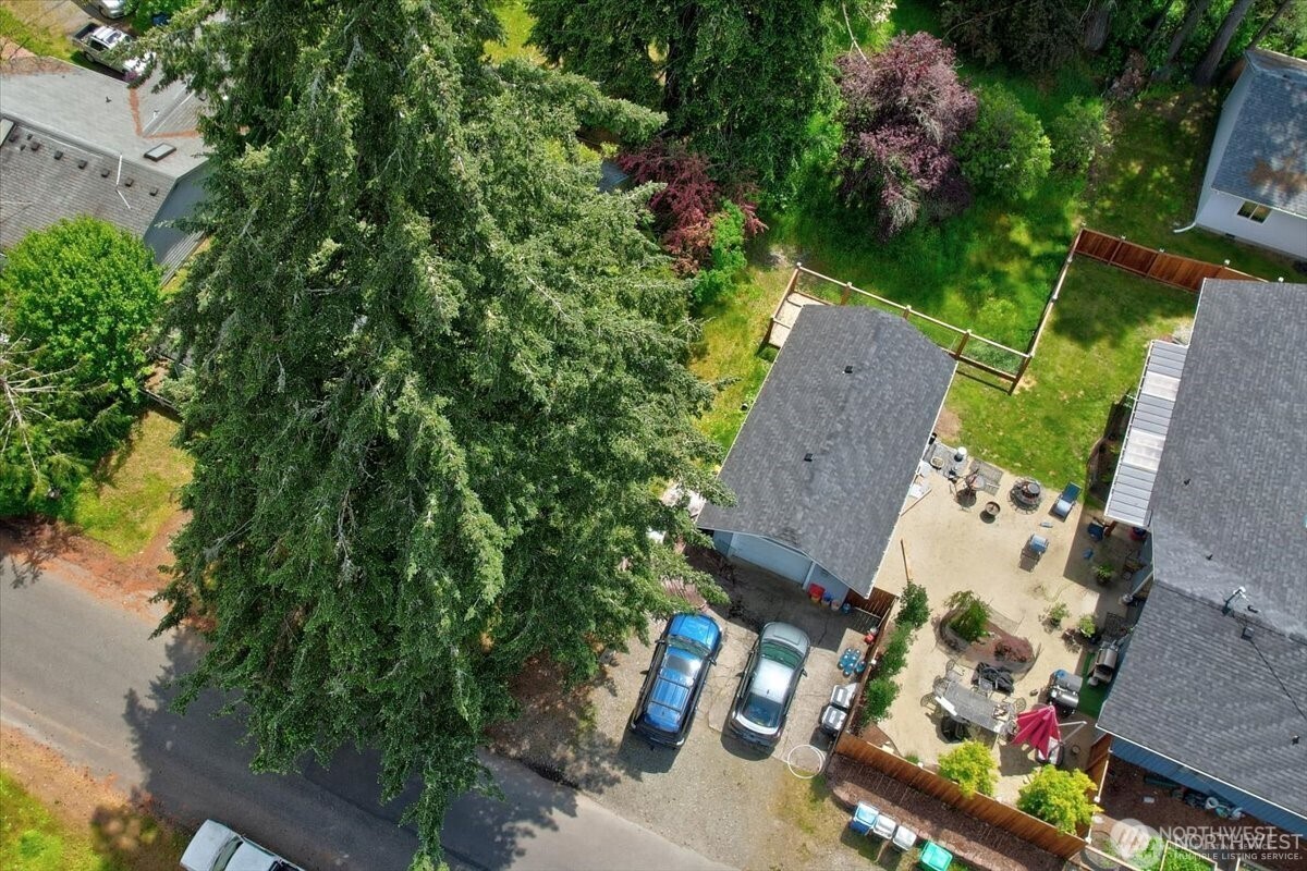 1209 Pioneer Avenue Property Photo 3