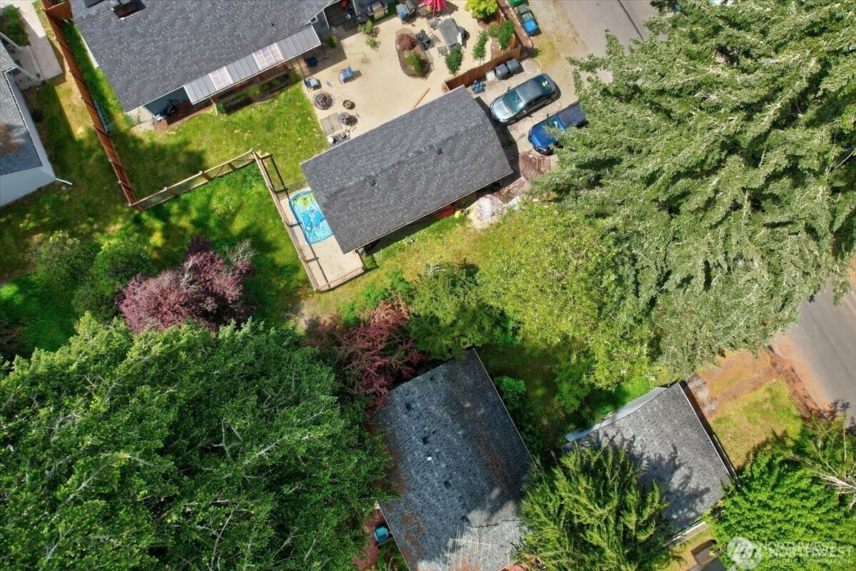 1209 Pioneer Avenue Property Photo 4