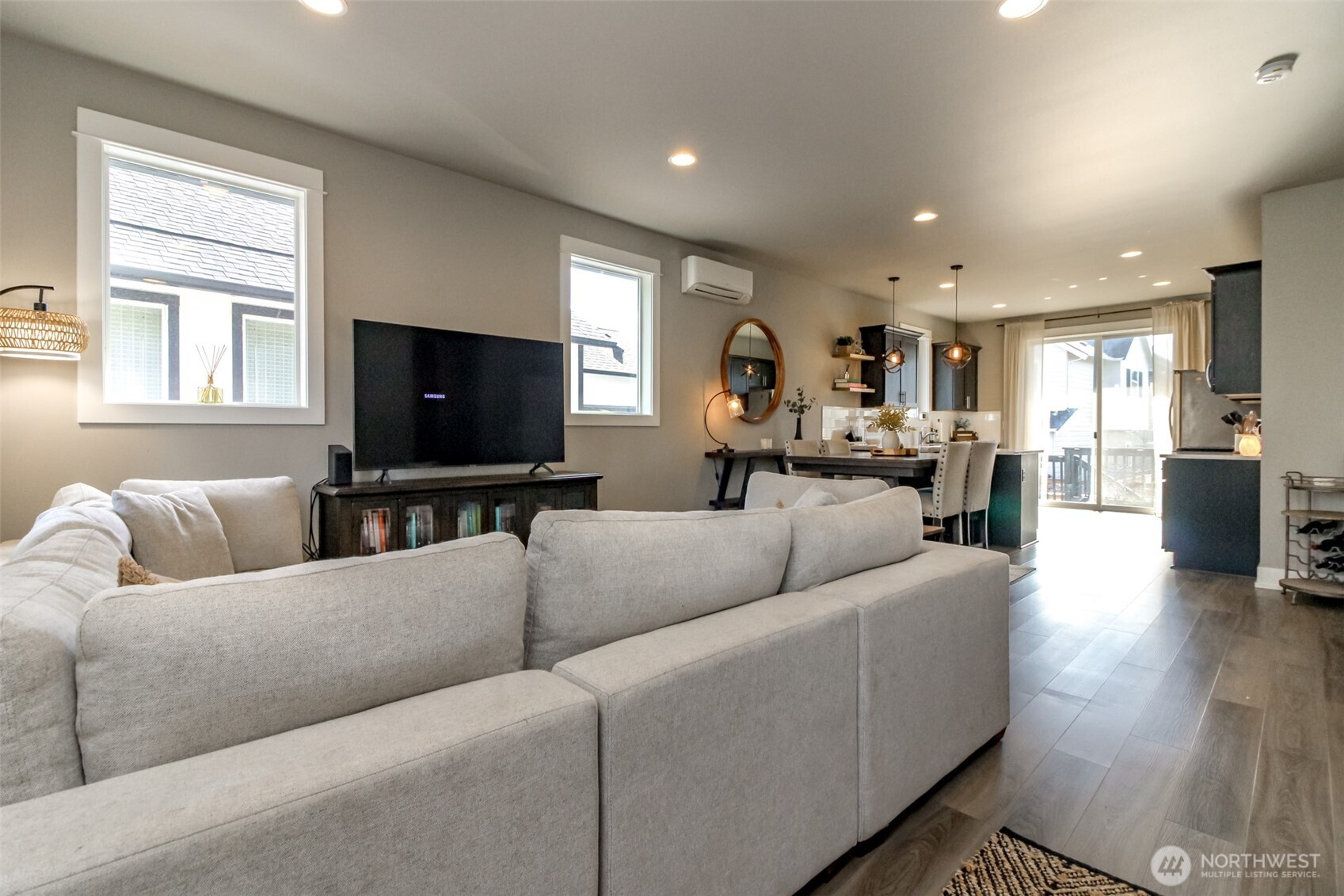 19014 132nd Street Property Photo 6