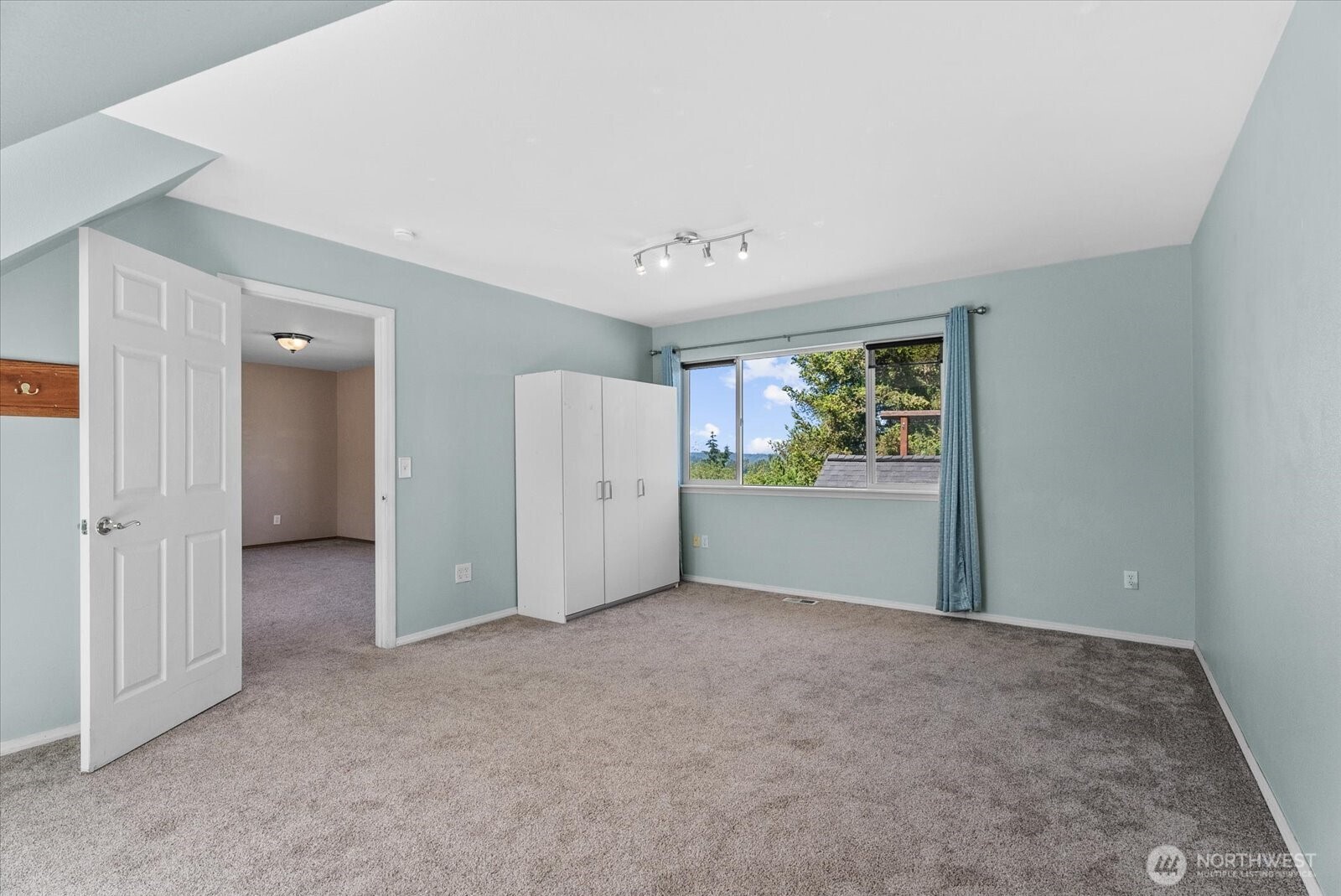 10617 189th Avenue Property Photo 27