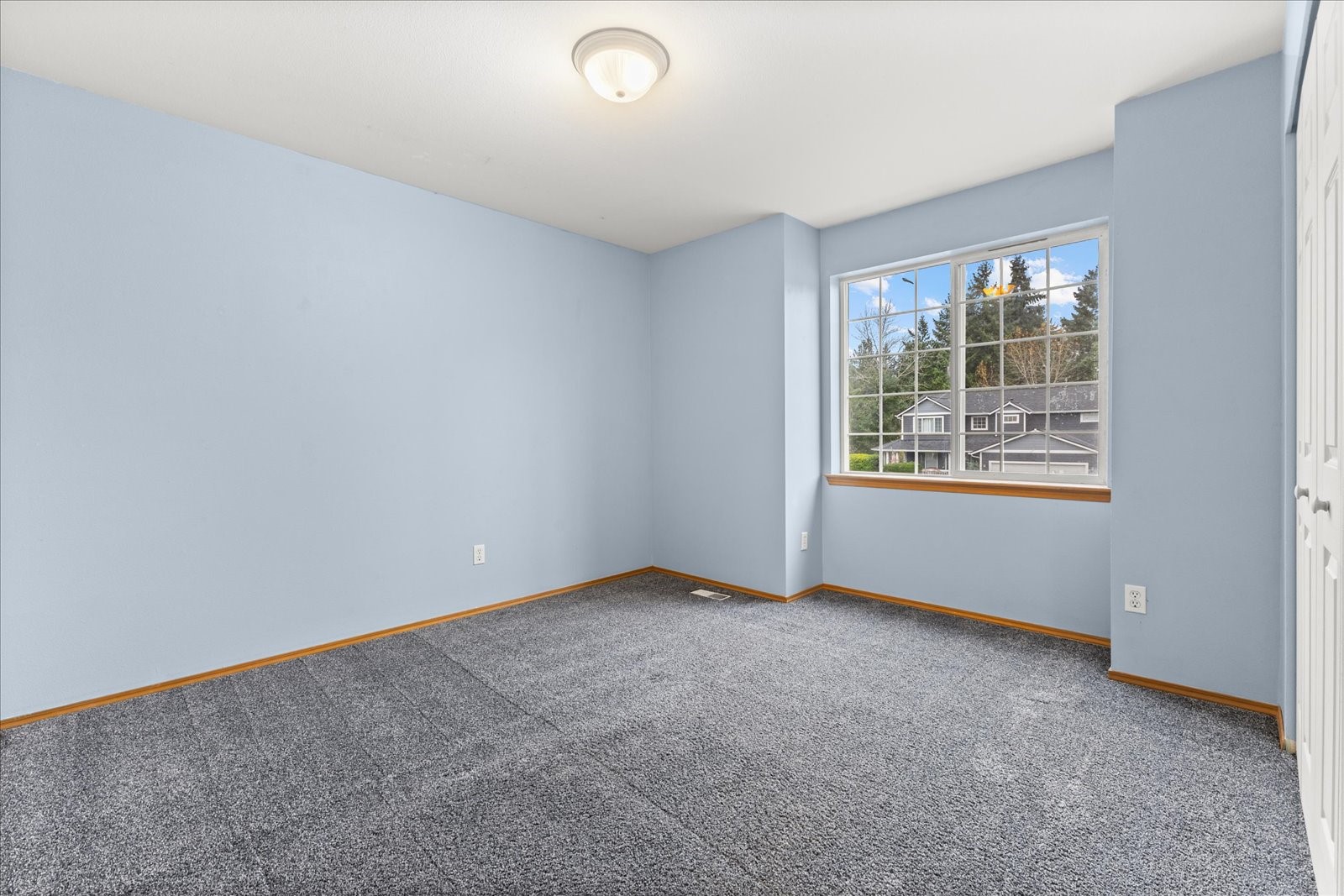 10617 189th Avenue Property Photo 28