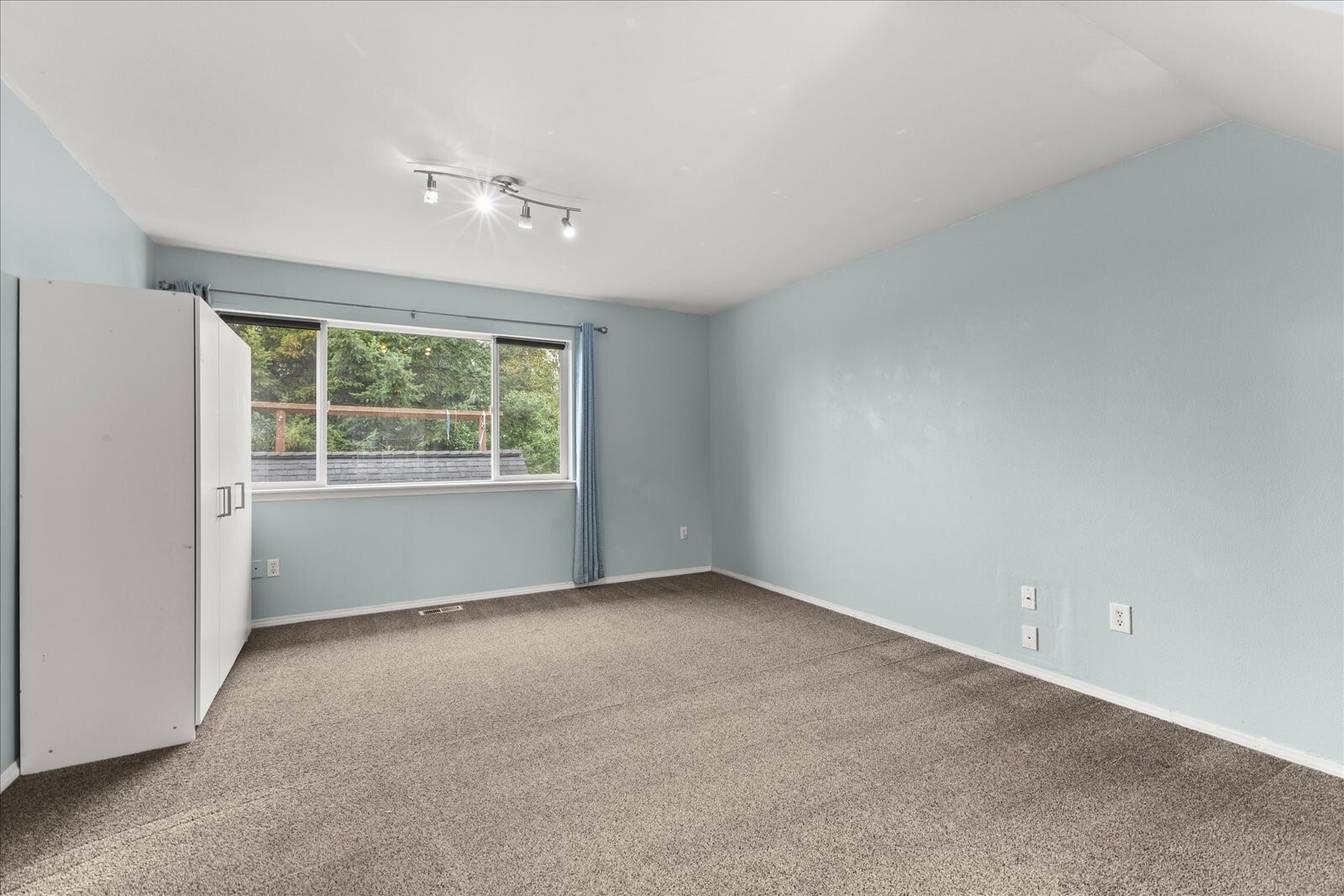 10617 189th Avenue Property Photo 31