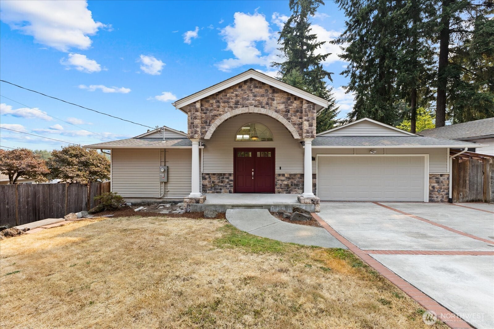 1704 154th Avenue Property Photo 4