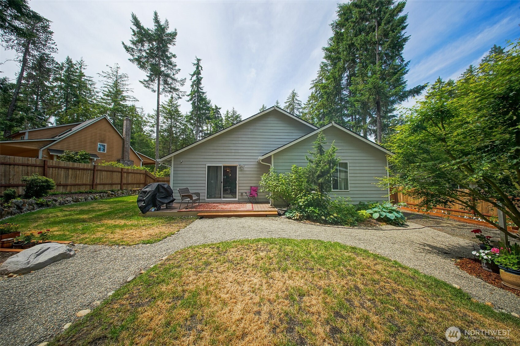 161 E Tenby Way Property Photo 7