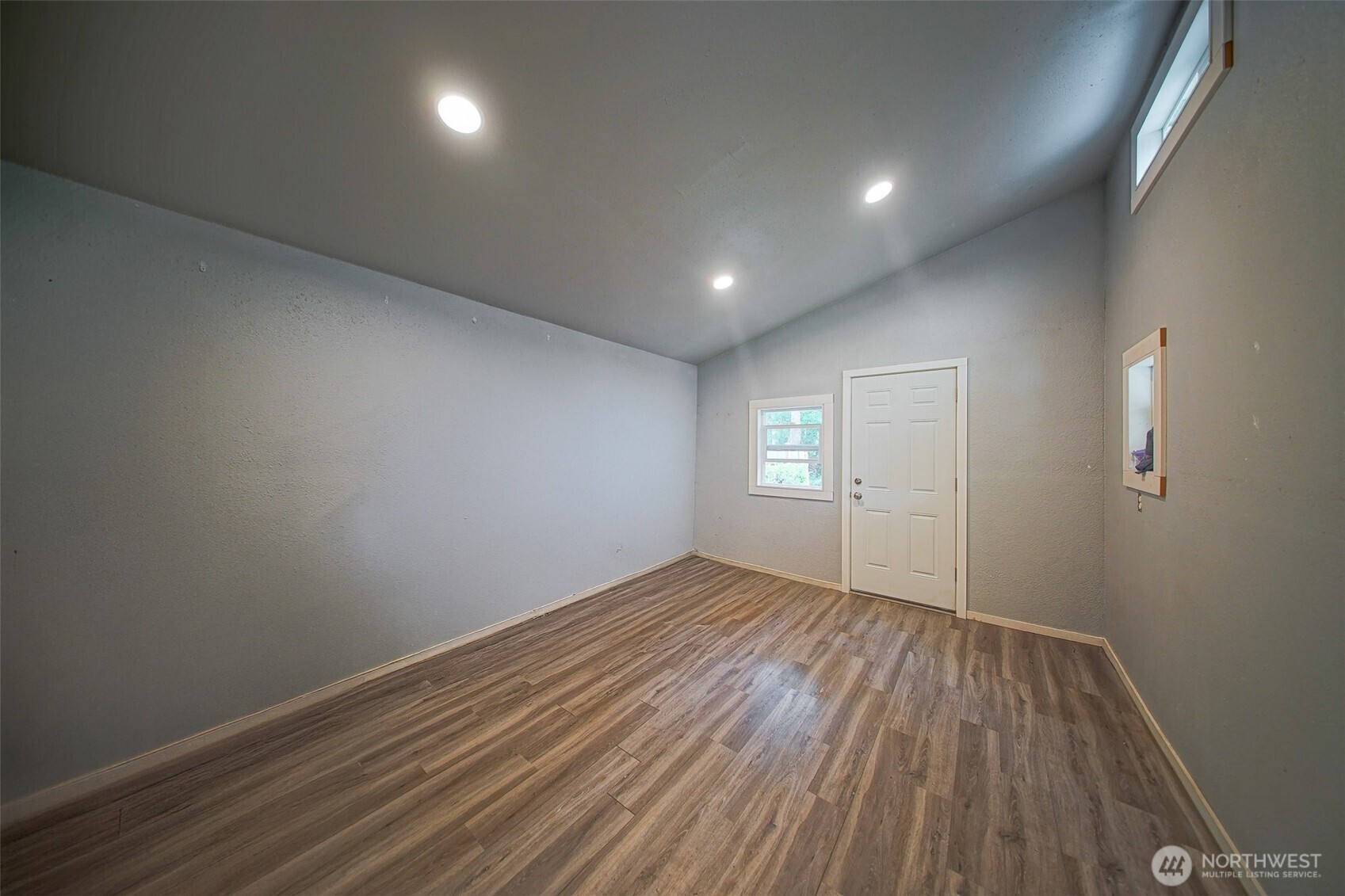 161 E Tenby Way Property Photo 11