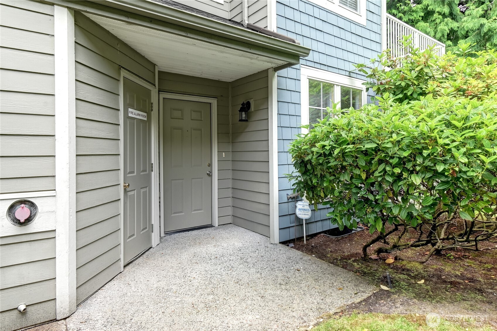 2174 Newport Way 4-6 Property Photo 2