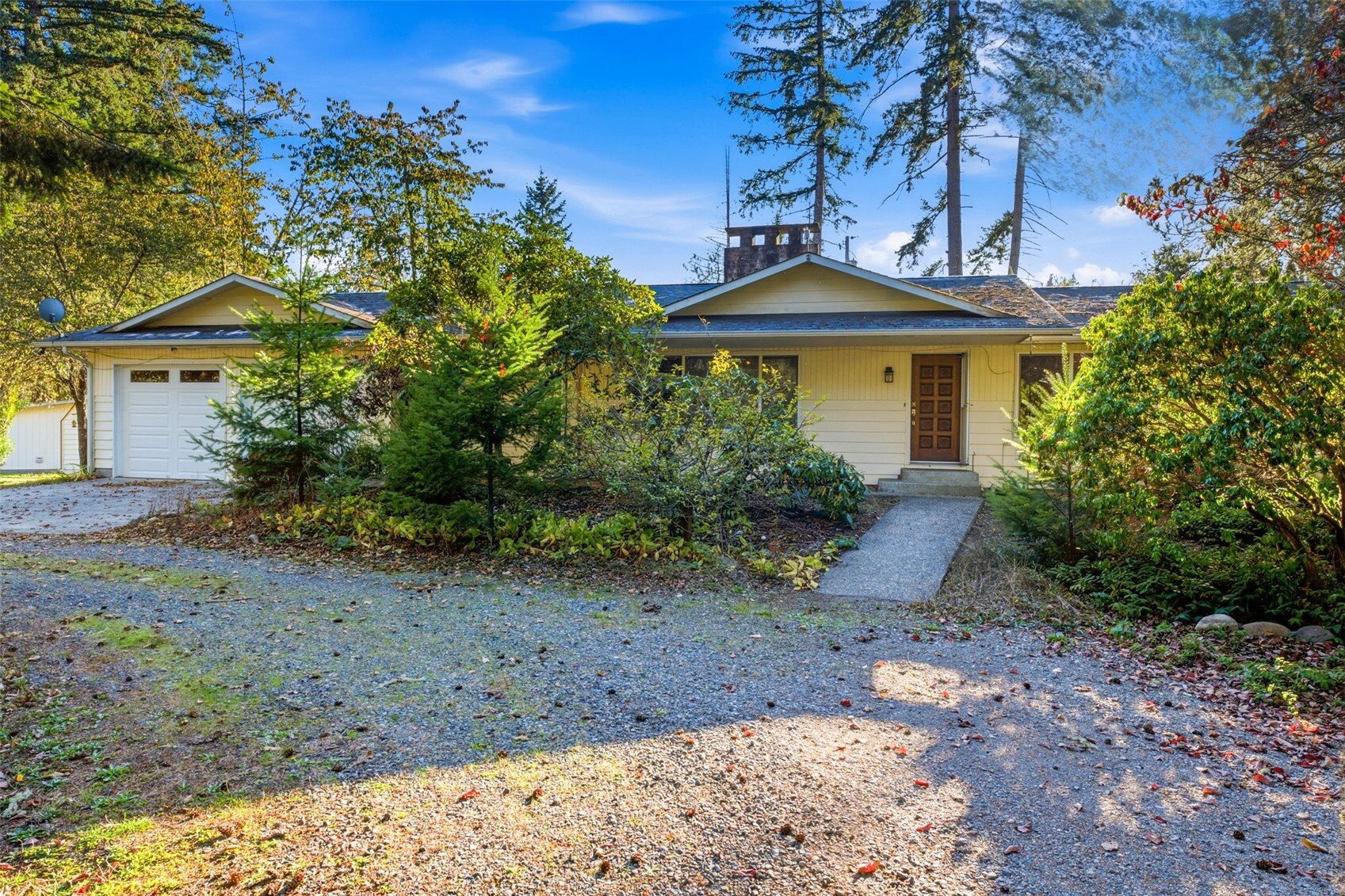 10905 138th Avenue Property Photo 1