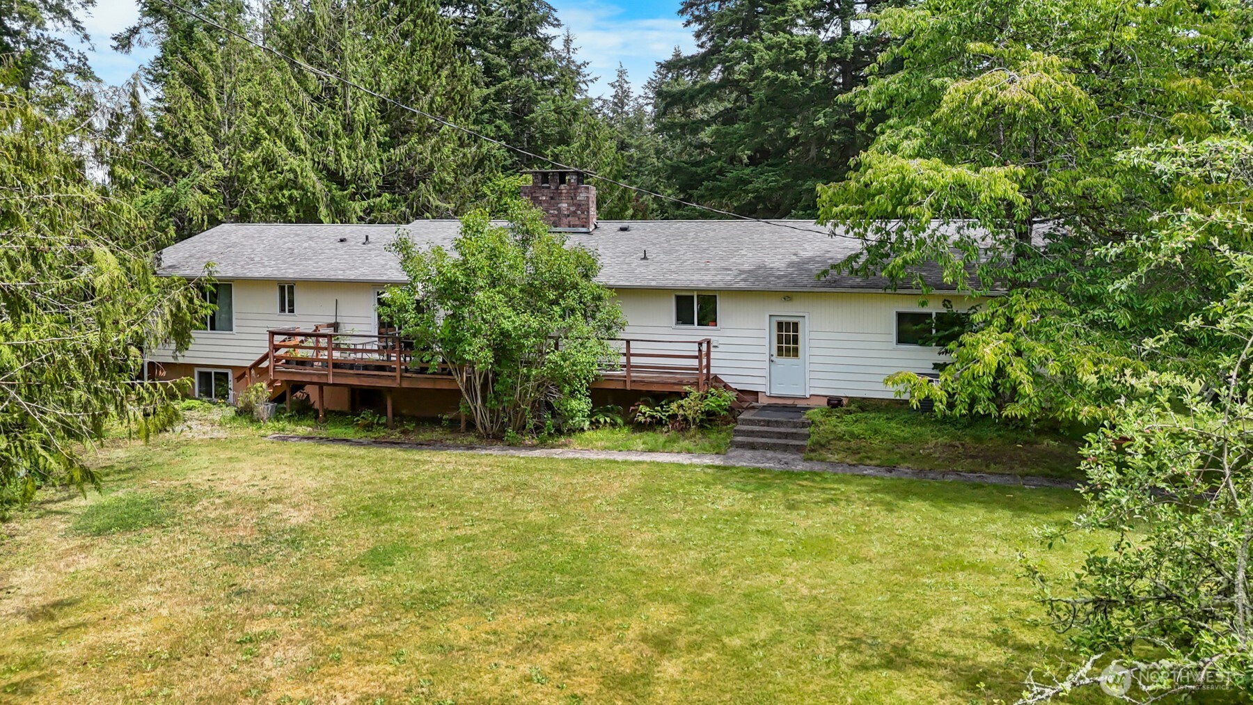 10905 138th Avenue Property Photo 2