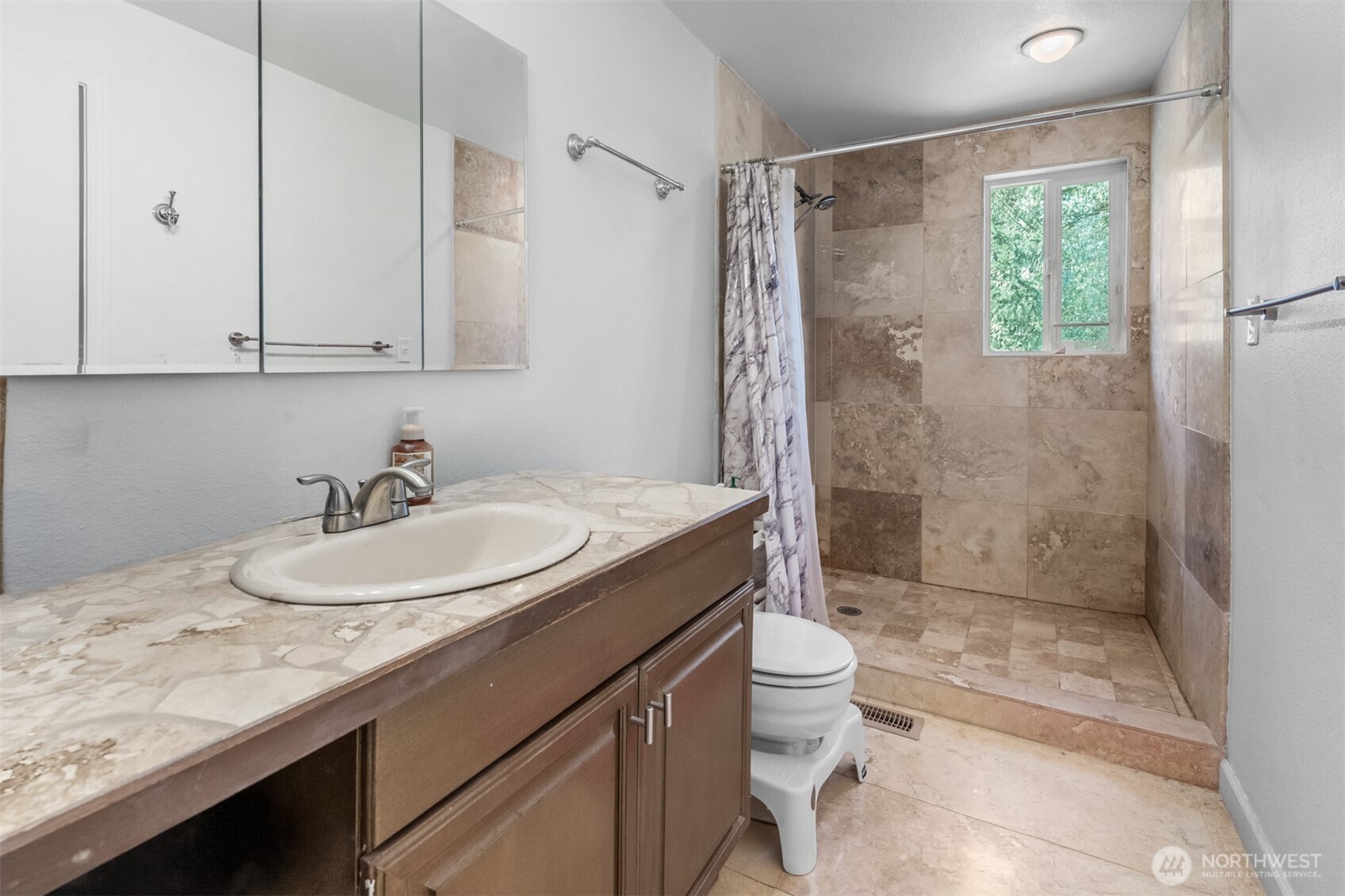 10905 138th Avenue Property Photo 9