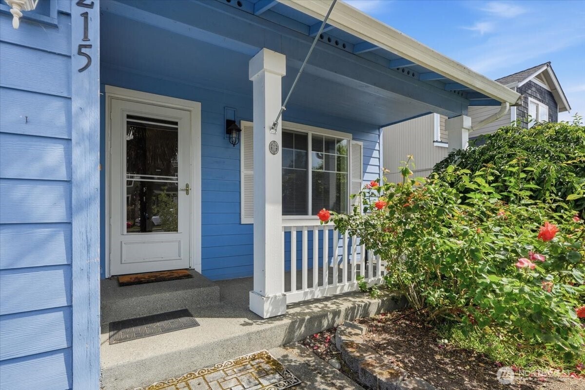 15215 105th Avenue Property Photo 2