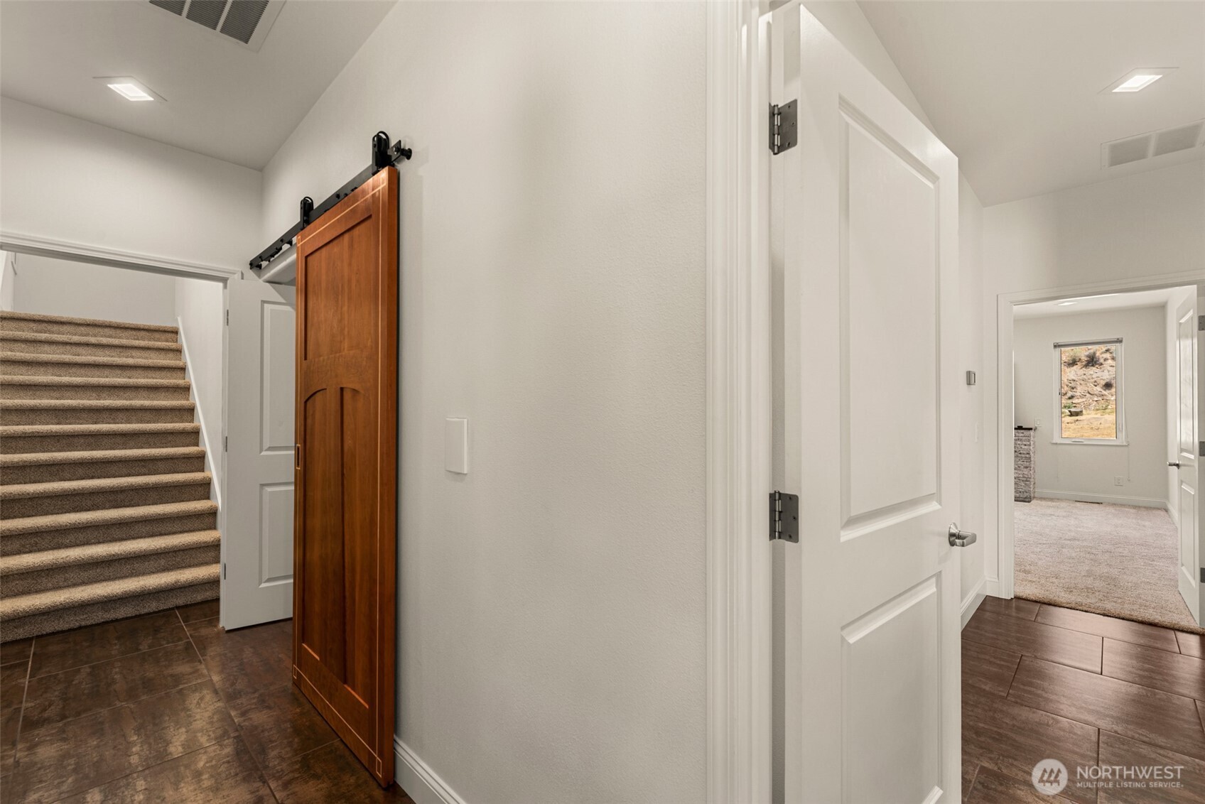 262 42nd Court Property Photo 30
