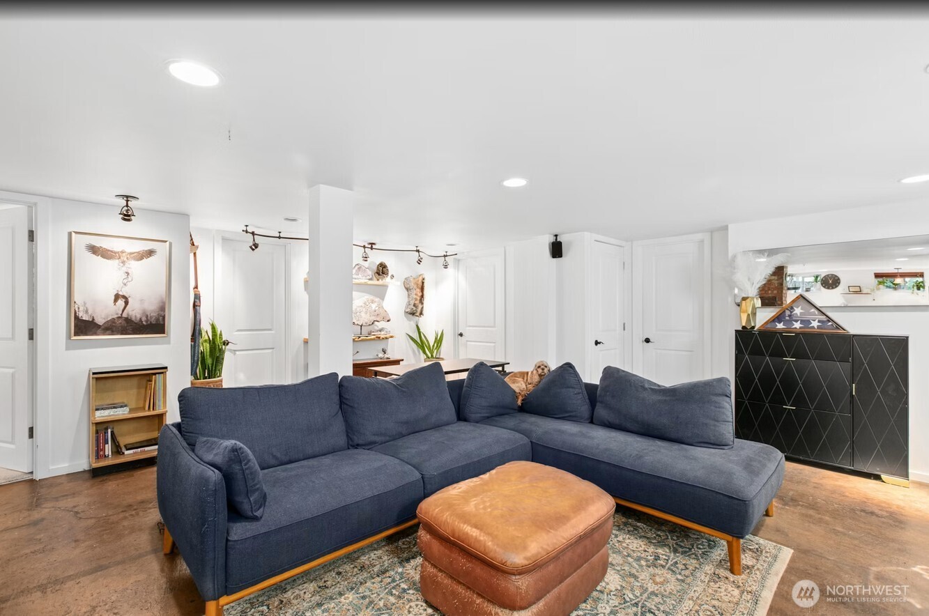 5232 300th Street Property Photo 13