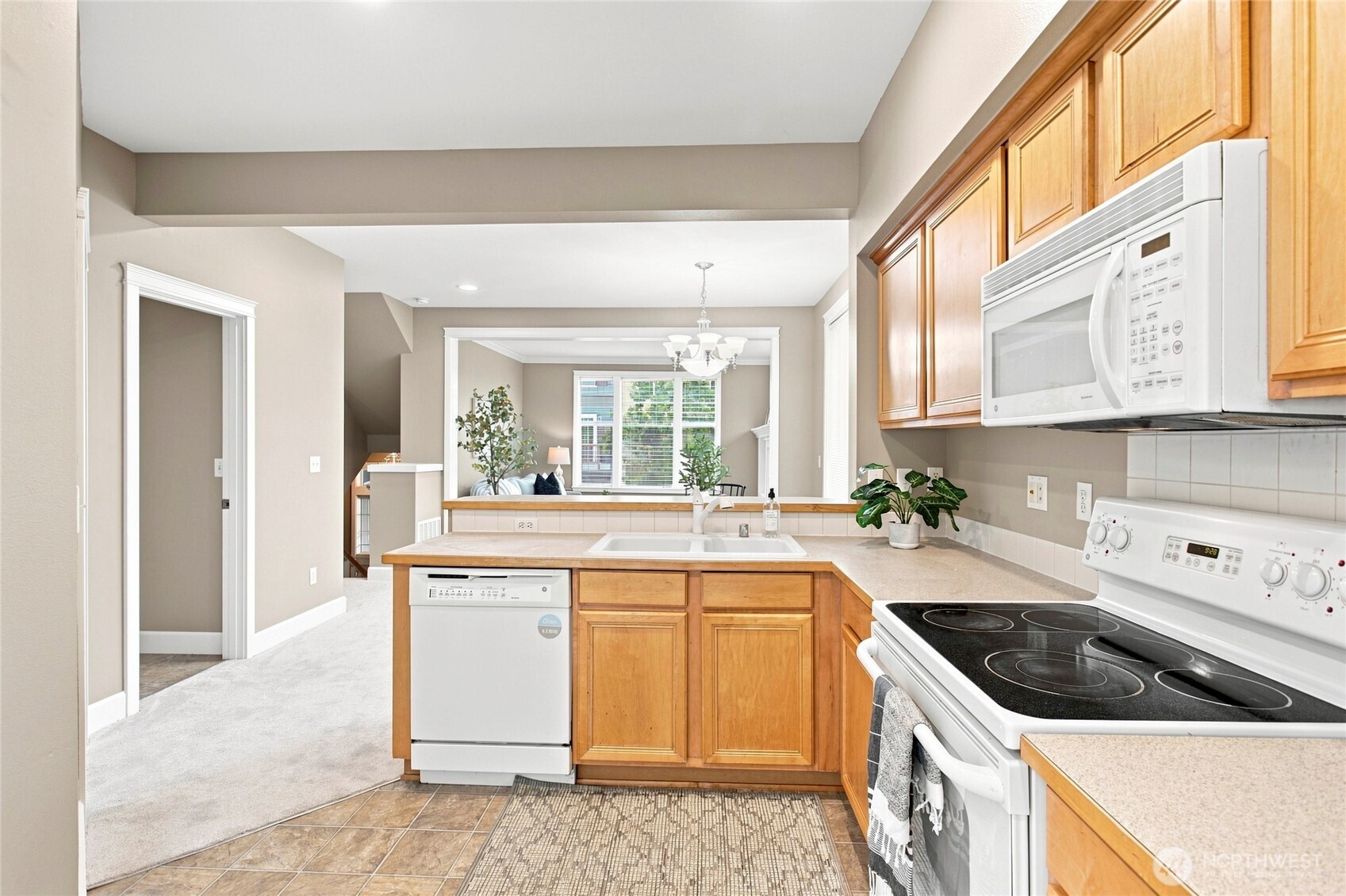 129 Birch Street Property Photo 12