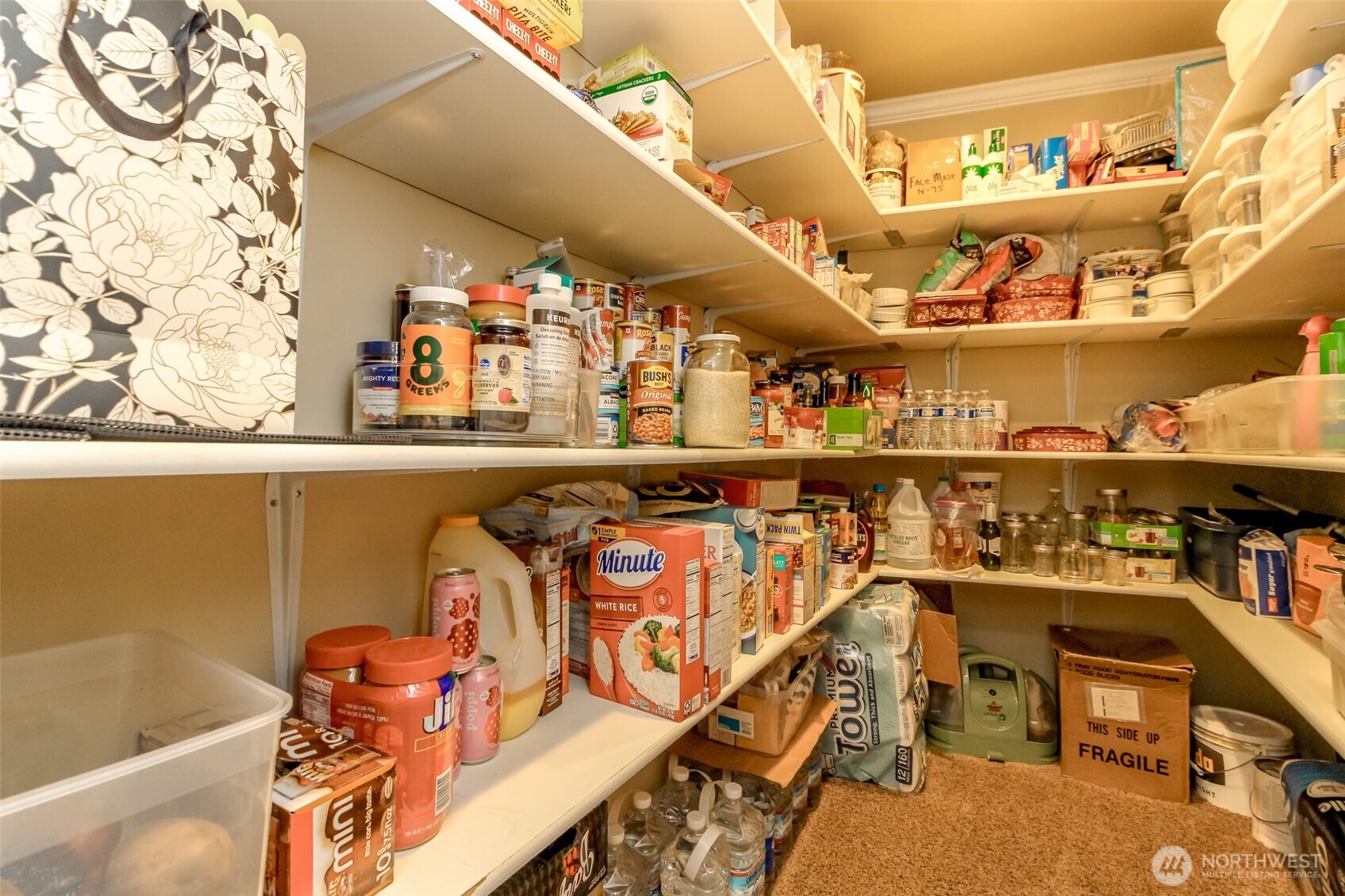 10415 Brook Lane Property Photo 17