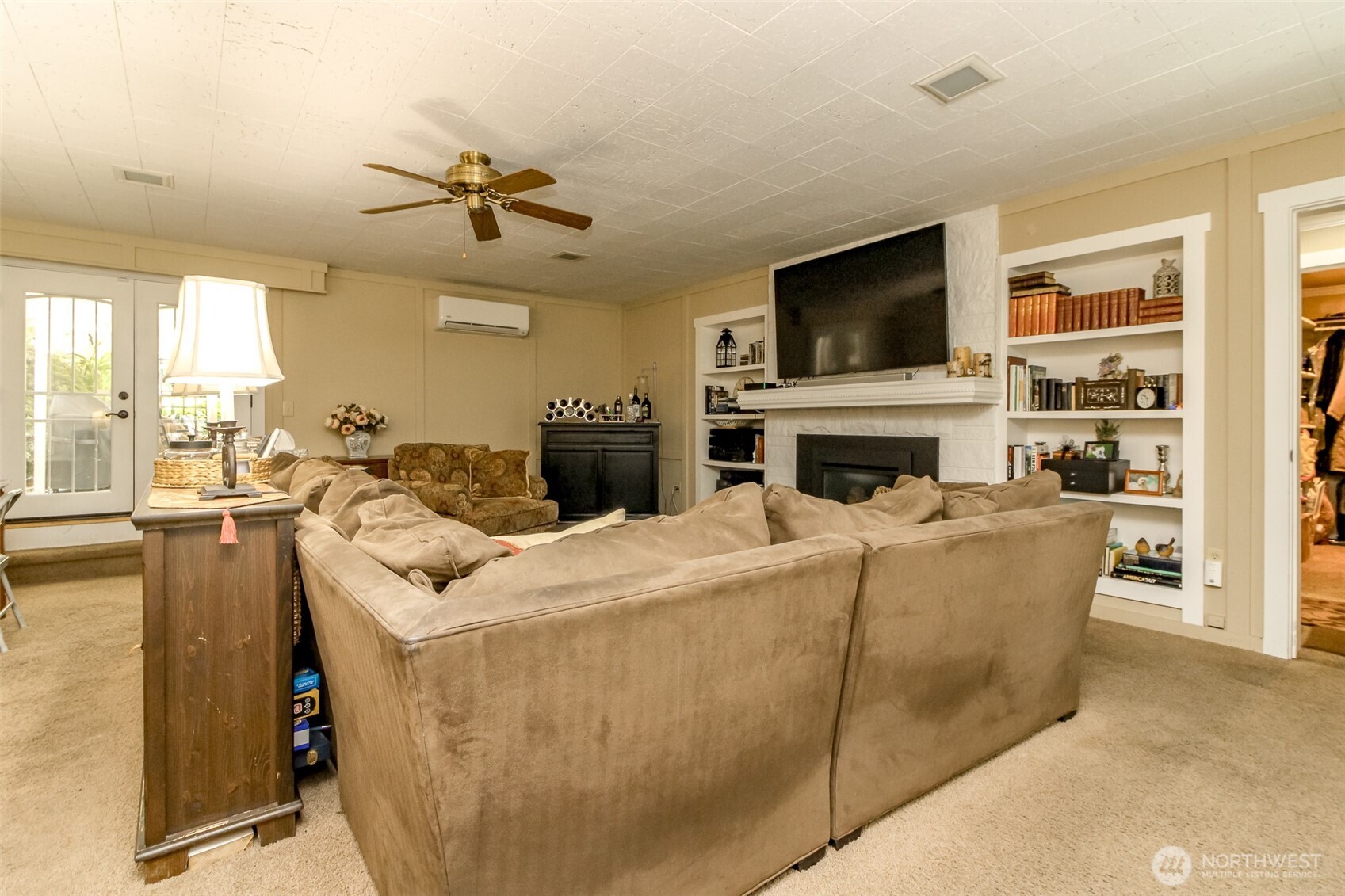 10415 Brook Lane Property Photo 21