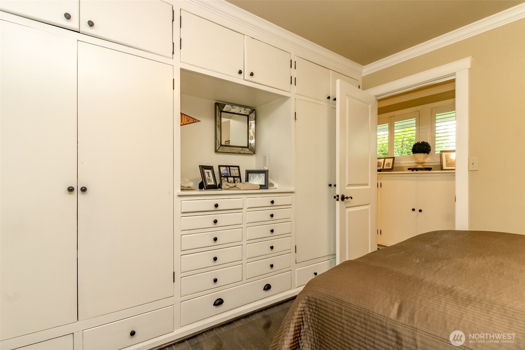 10415 Brook Lane Property Photo 26