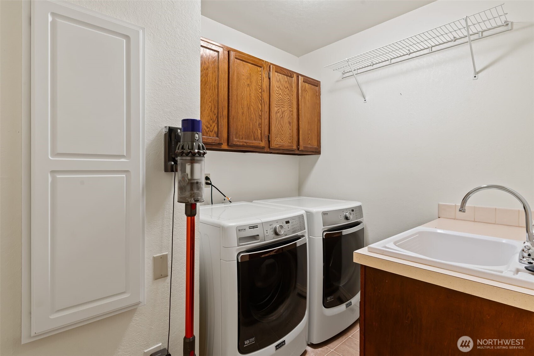 7407 Englewood Avenue Property Photo 19
