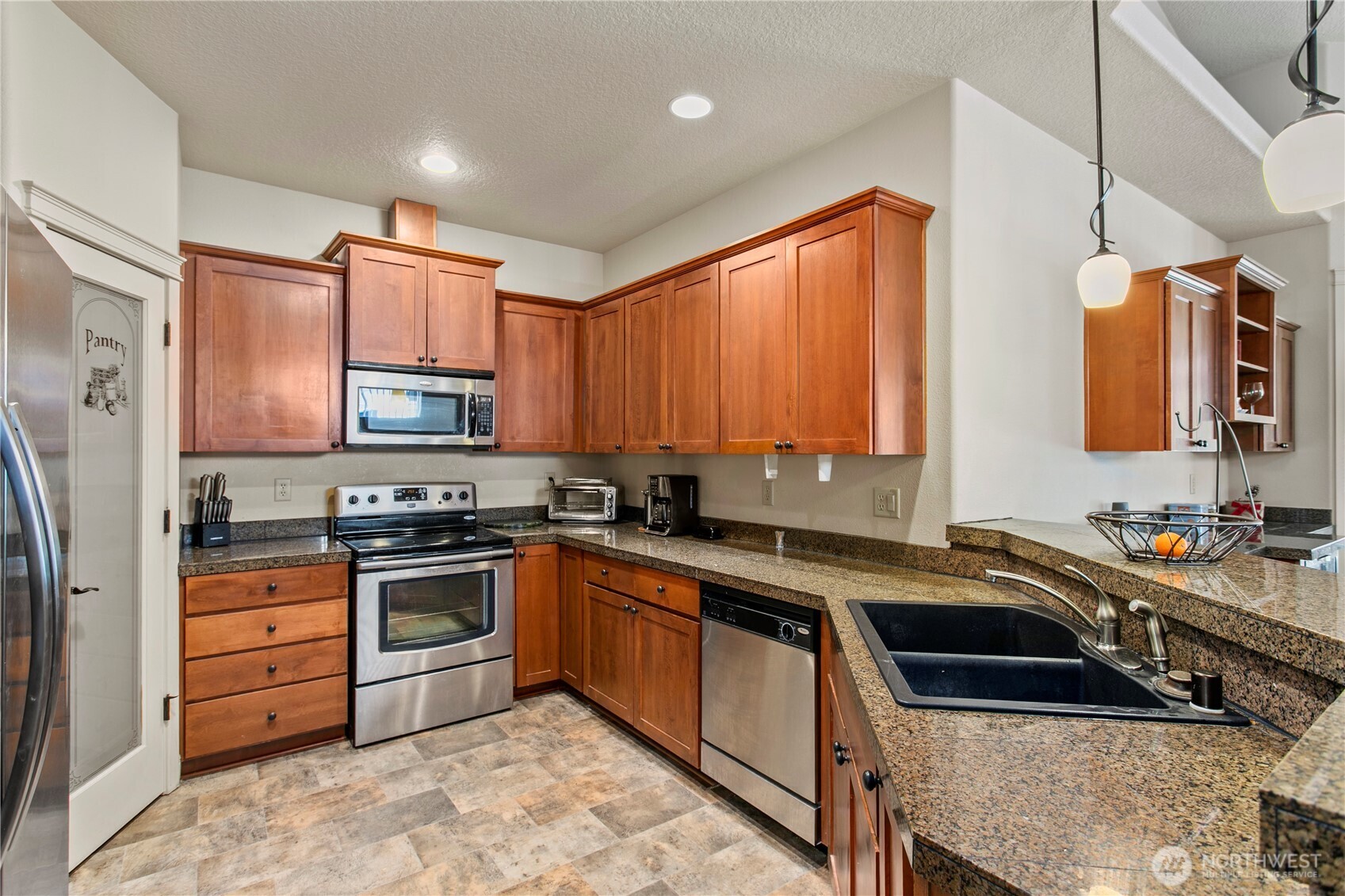 7108 Ne 56th Street Property Photo 5