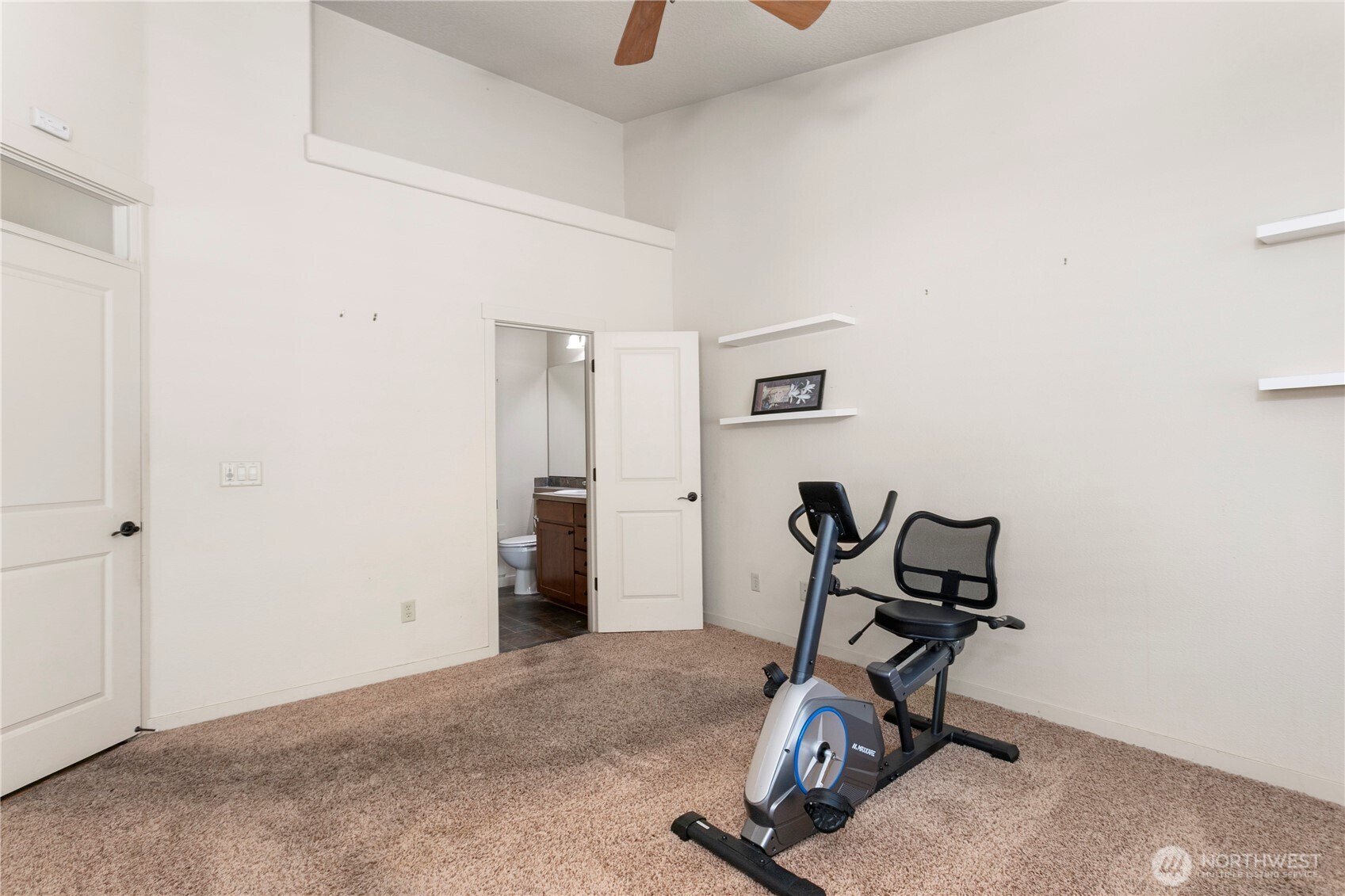 7108 Ne 56th Street Property Photo 20