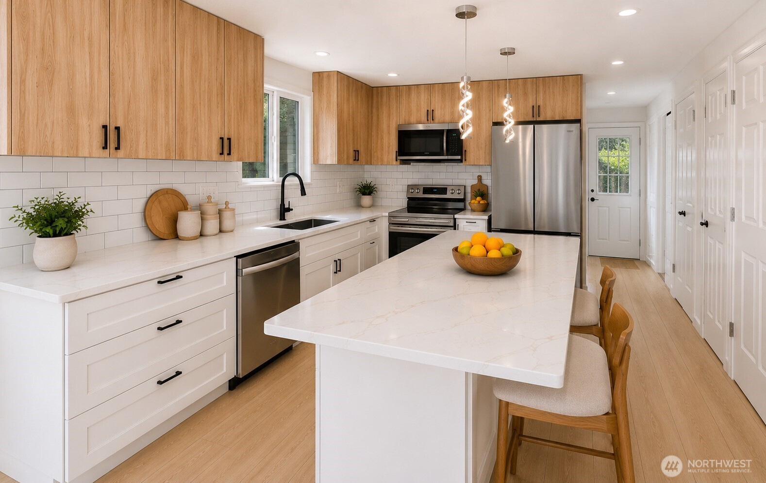 7605 Ne Hidden Cove Rd Property Photo 5